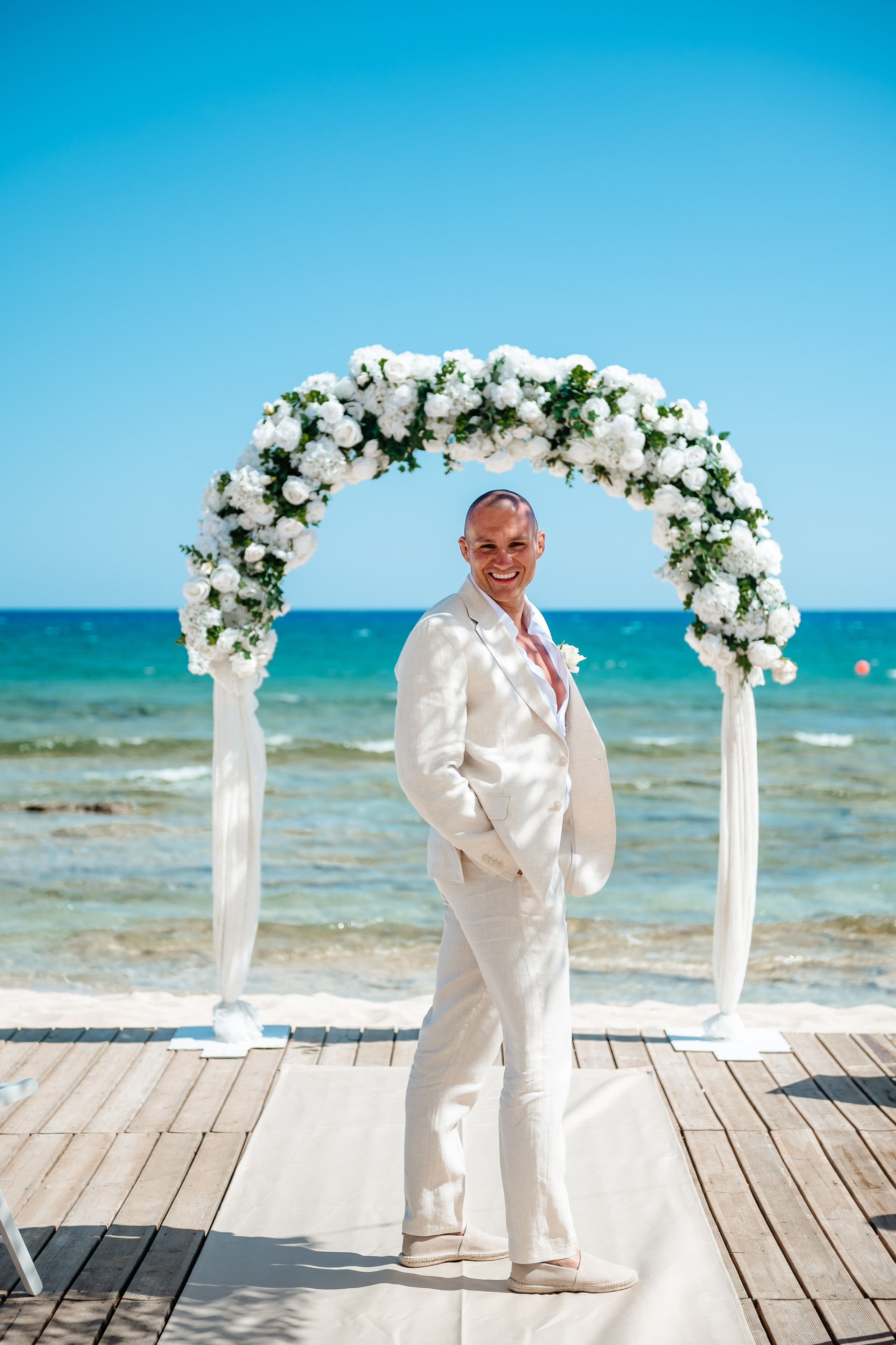 Sirens beach ceremony. AdrianOltean.wfolio.pro