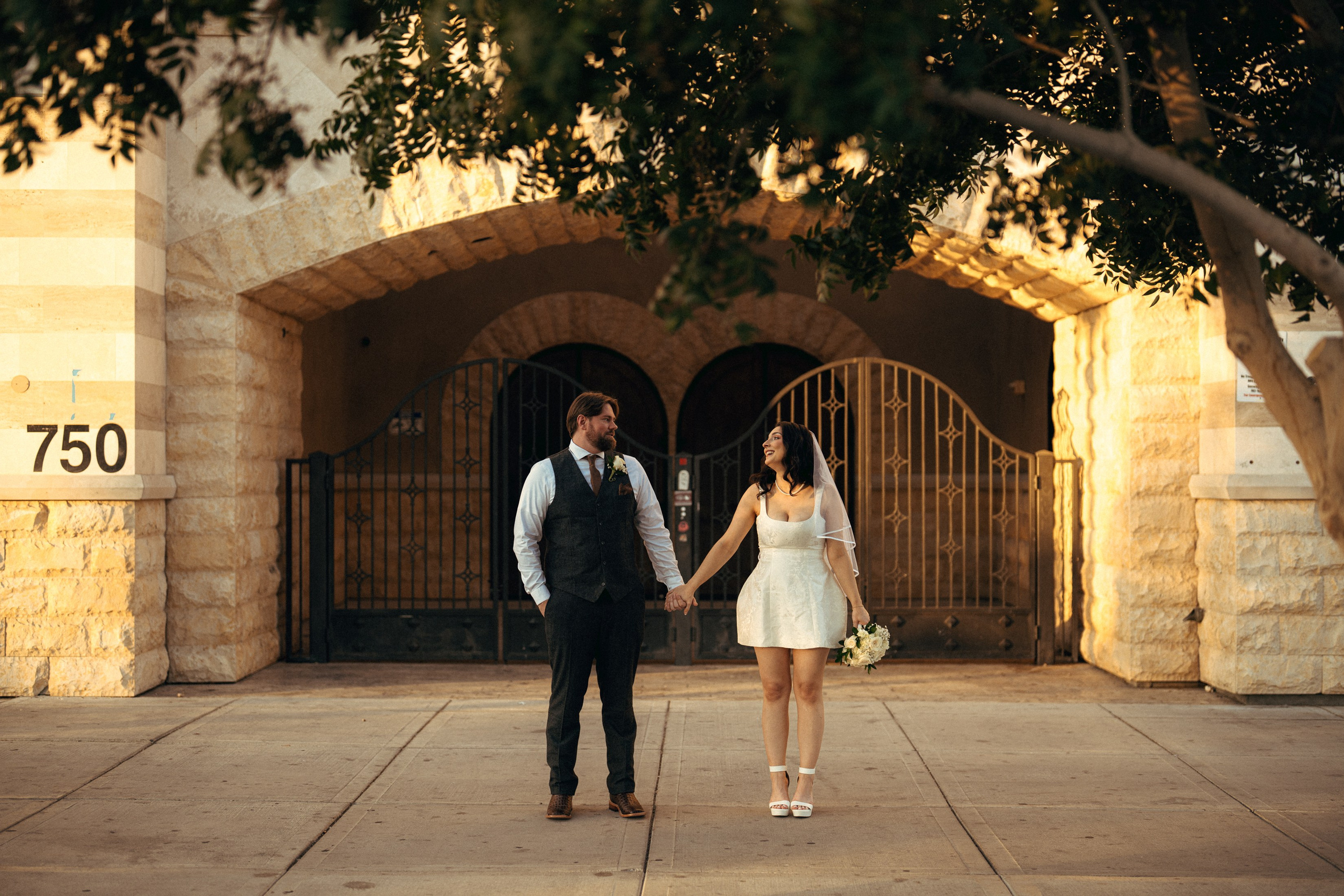 Maggie&Nathan. Wedding & elopement photographer Viktoriya Kravtsov. Las Vegas