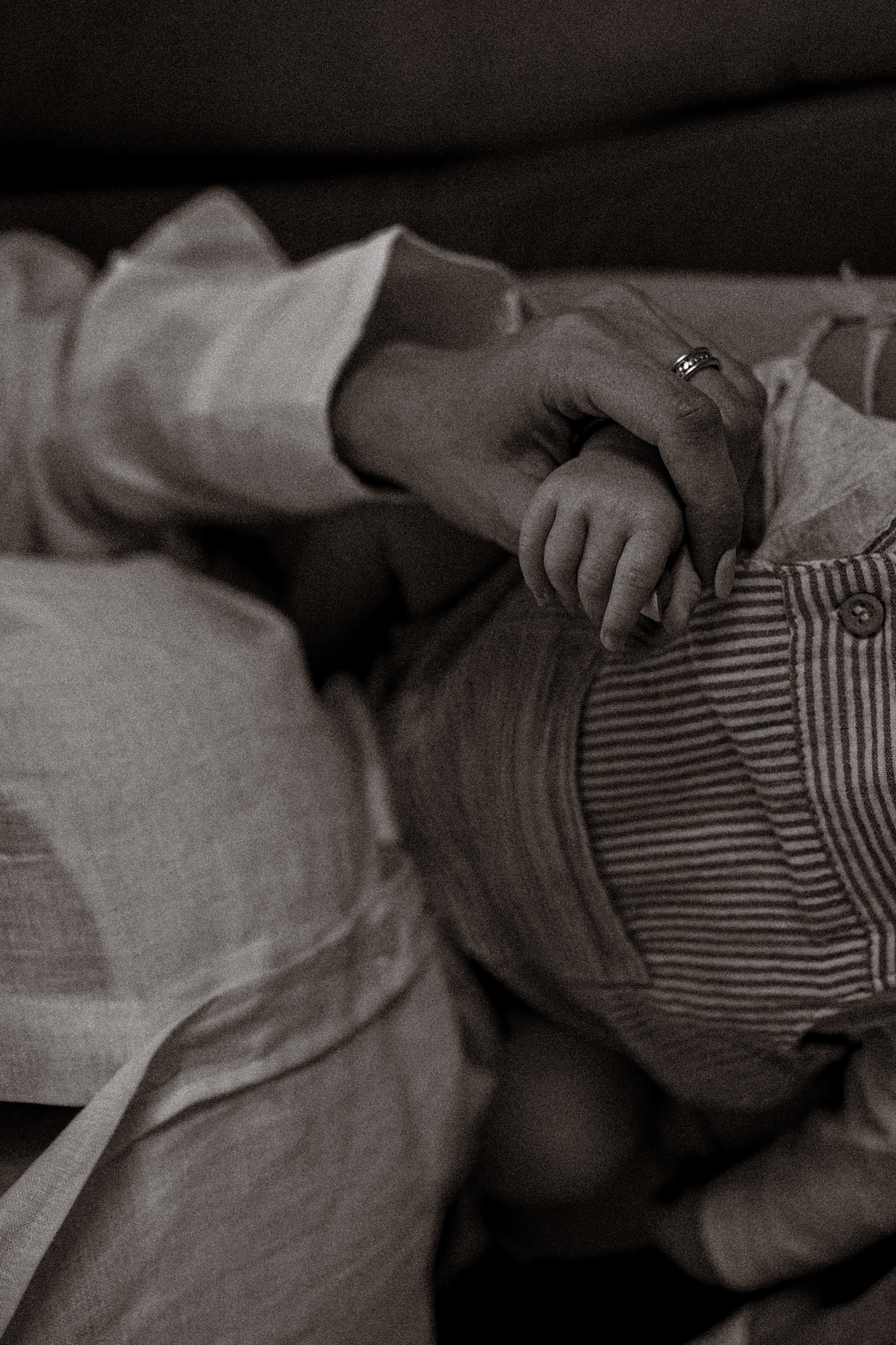 Homestory-Fotografie | Authentische Familienmomente zu Hause | Albina Vaniyants. Professionelle Familienfotografie, Kinderfotografie und Portraitfotografie in Linz, Oberösterreich - Albina Vaniyants, Fotografin aus OÖ