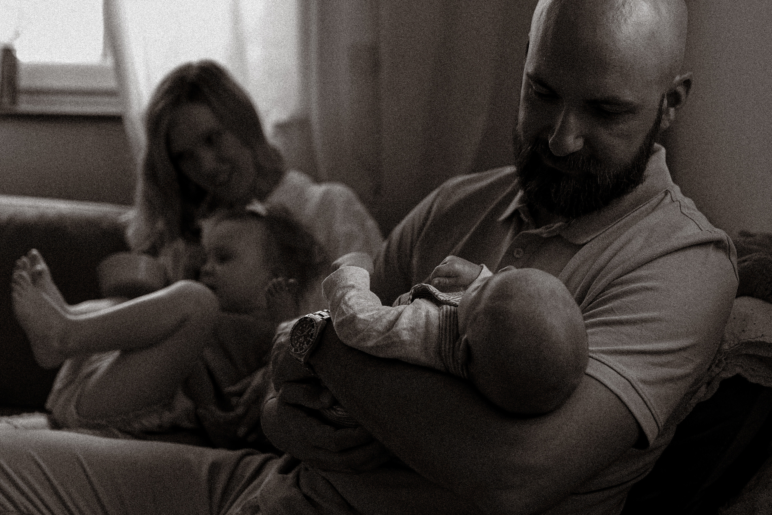 Homestory-Fotografie | Authentische Familienmomente zu Hause | Albina Vaniyants. Professionelle Familienfotografie, Kinderfotografie und Portraitfotografie in Linz, Oberösterreich - Albina Vaniyants, Fotografin aus OÖ