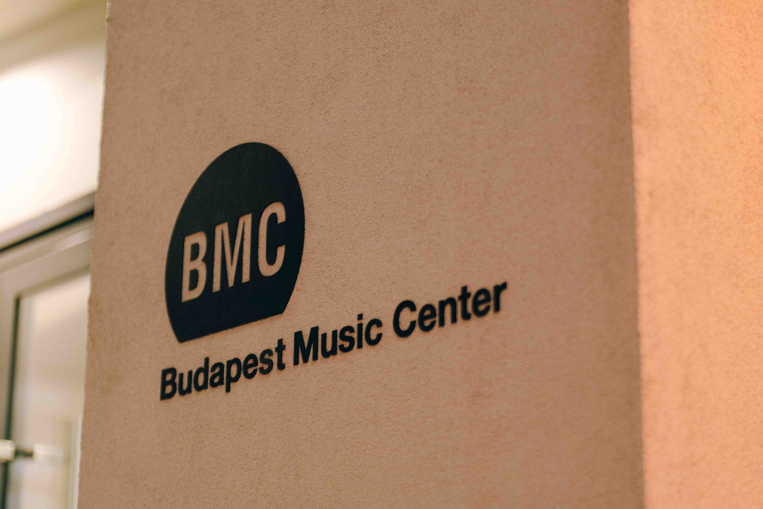 BUDAPEST MUSIC CENTER. Wedding&Event photographer Ismail Rzayev in Baku