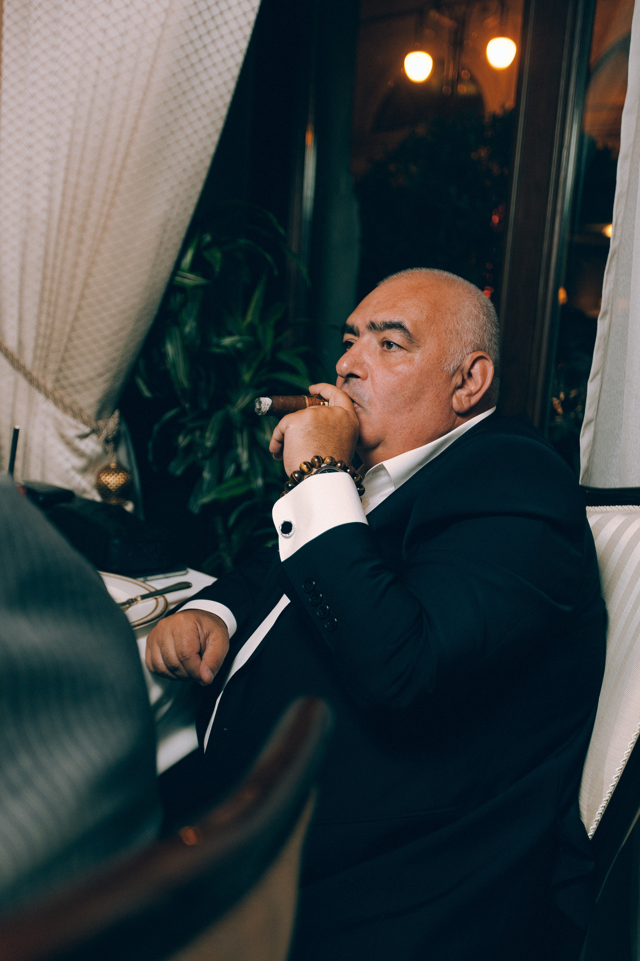 CIGAR CLUB. Wedding&Event photographer Ismail Rzayev in Baku