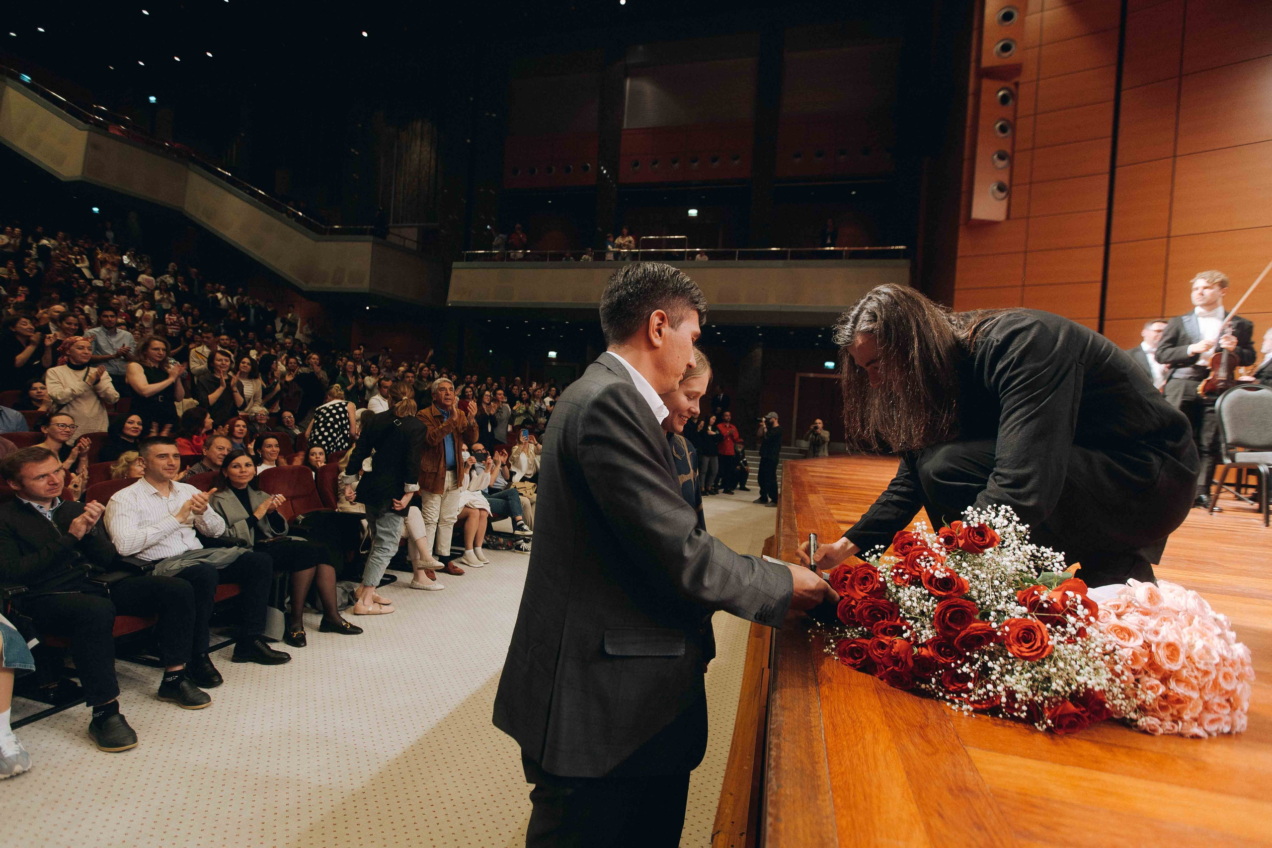 The Tchaikovsky Academic Grand Symphony Orchestra in Istanbul. Wedding&Event photographer Ismail Rzayev in Baku