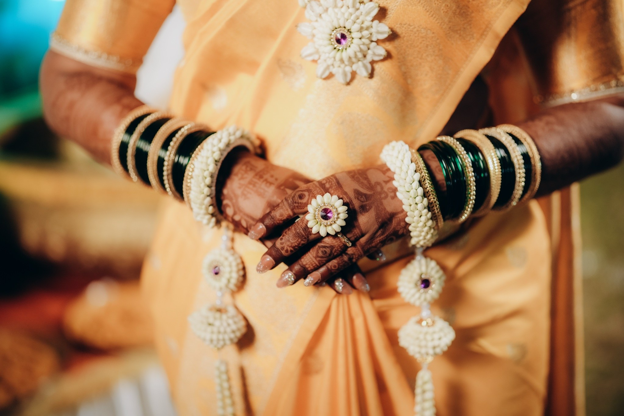 Mayuresh & Harshala. Promise in Pixels — Candid Wedding Photographer & Cinematographer in Mumbai, India