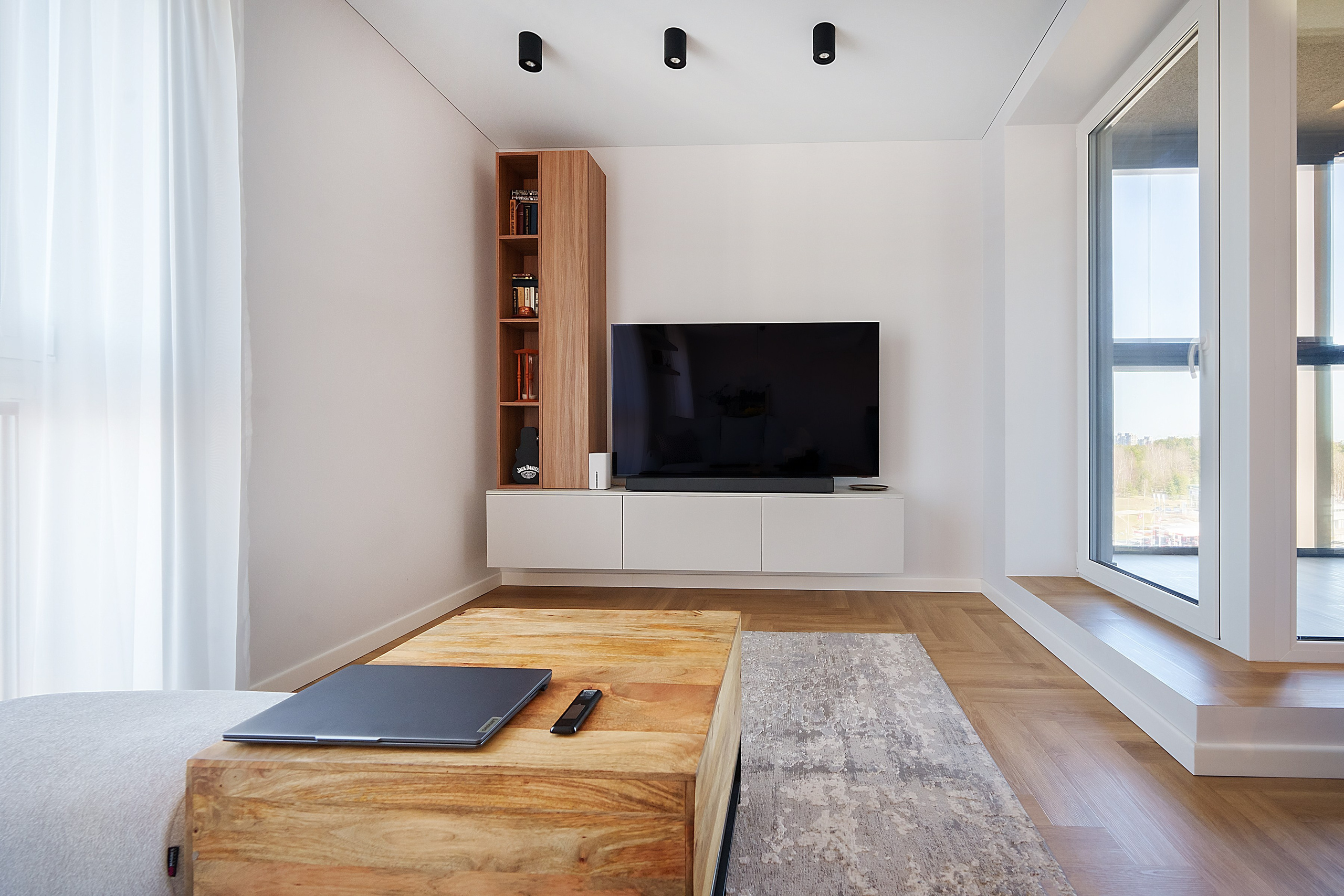 Viršuliškių g. 38B. Elina Sapiega fotografė Vilniuje