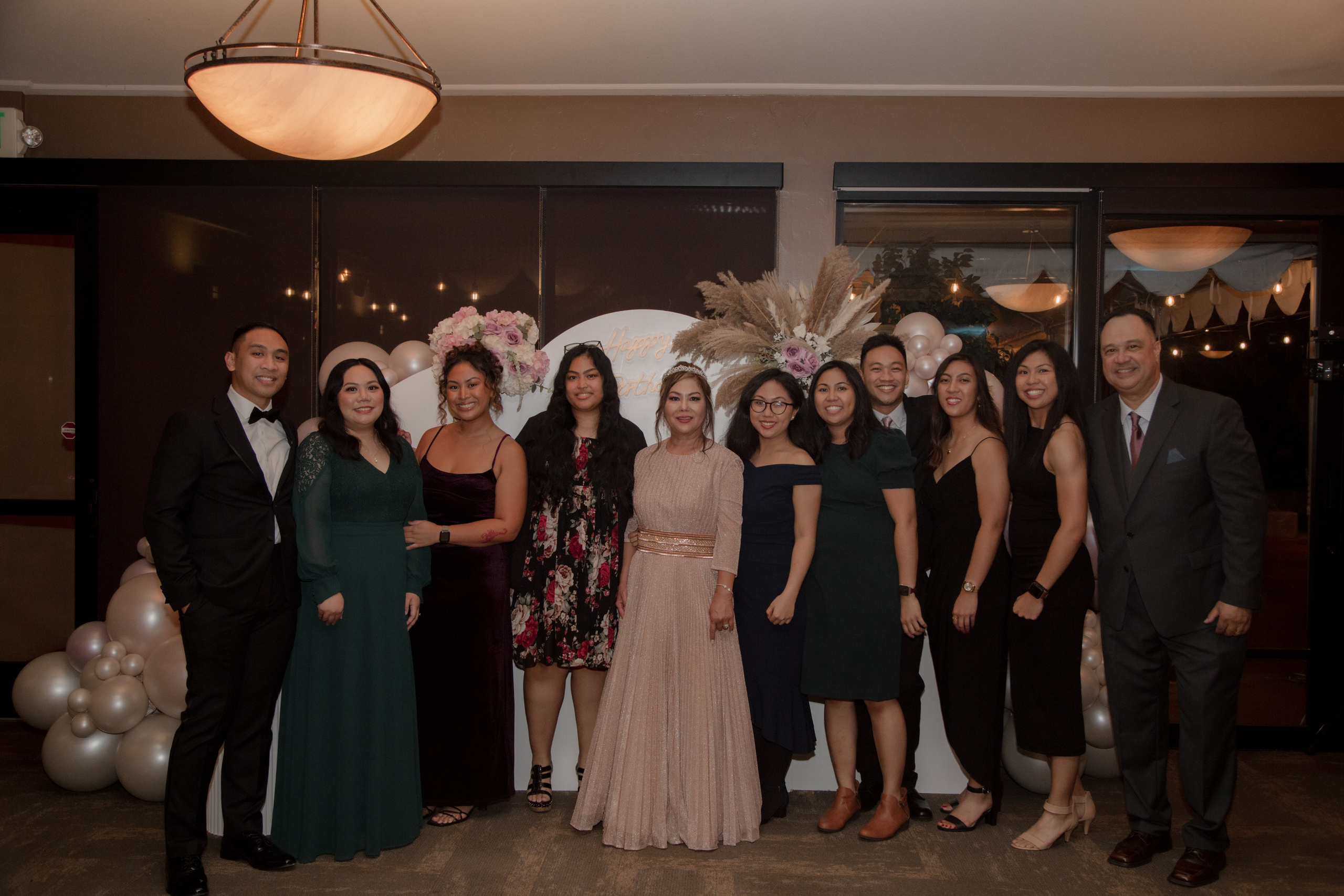 Events and big family photos. Family and children’s lifestyle photographer Elena Tumanova