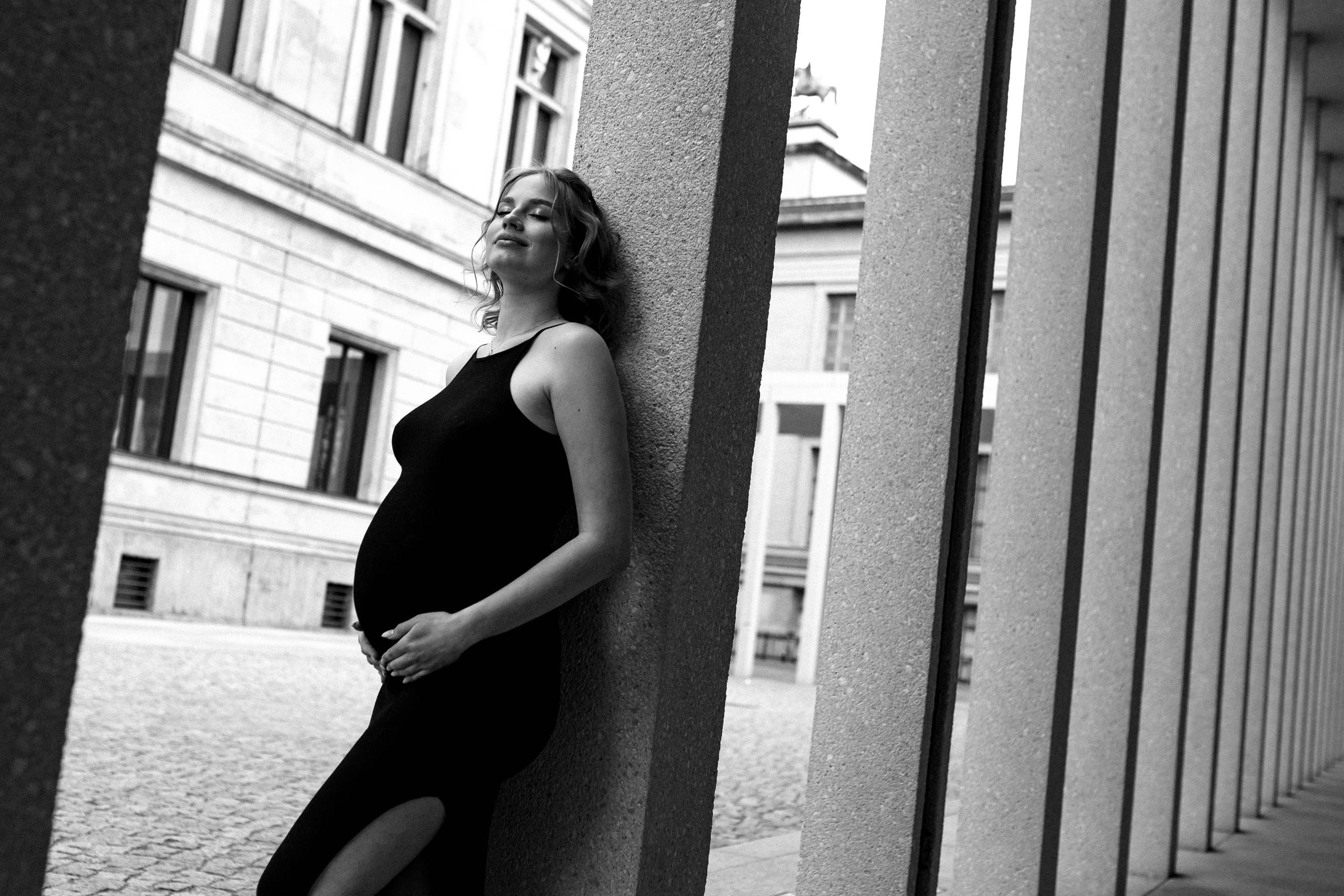 Women. Portrait family photographer in Berlin Elena Zakh