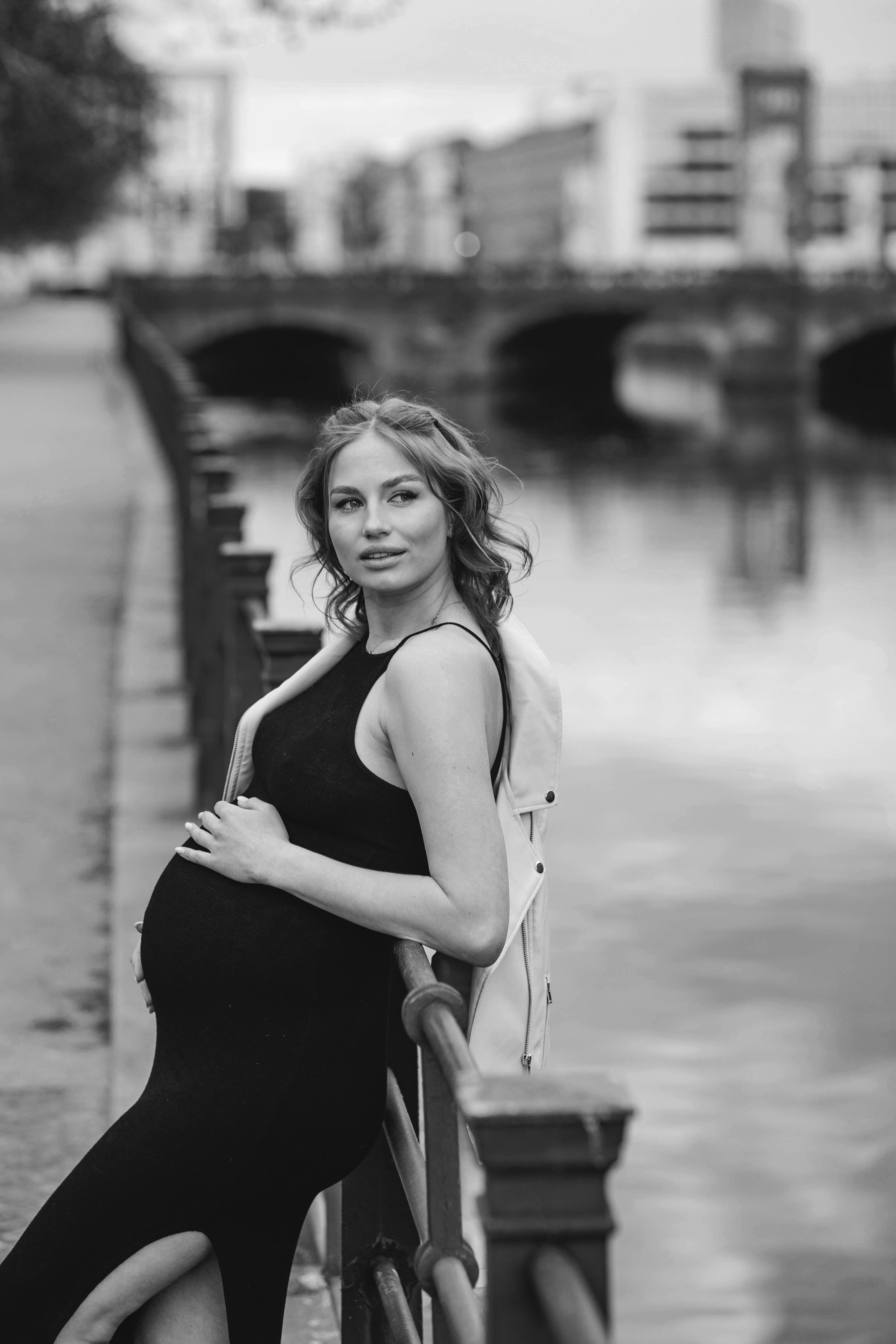 Women. Portrait family photographer in Berlin Elena Zakh