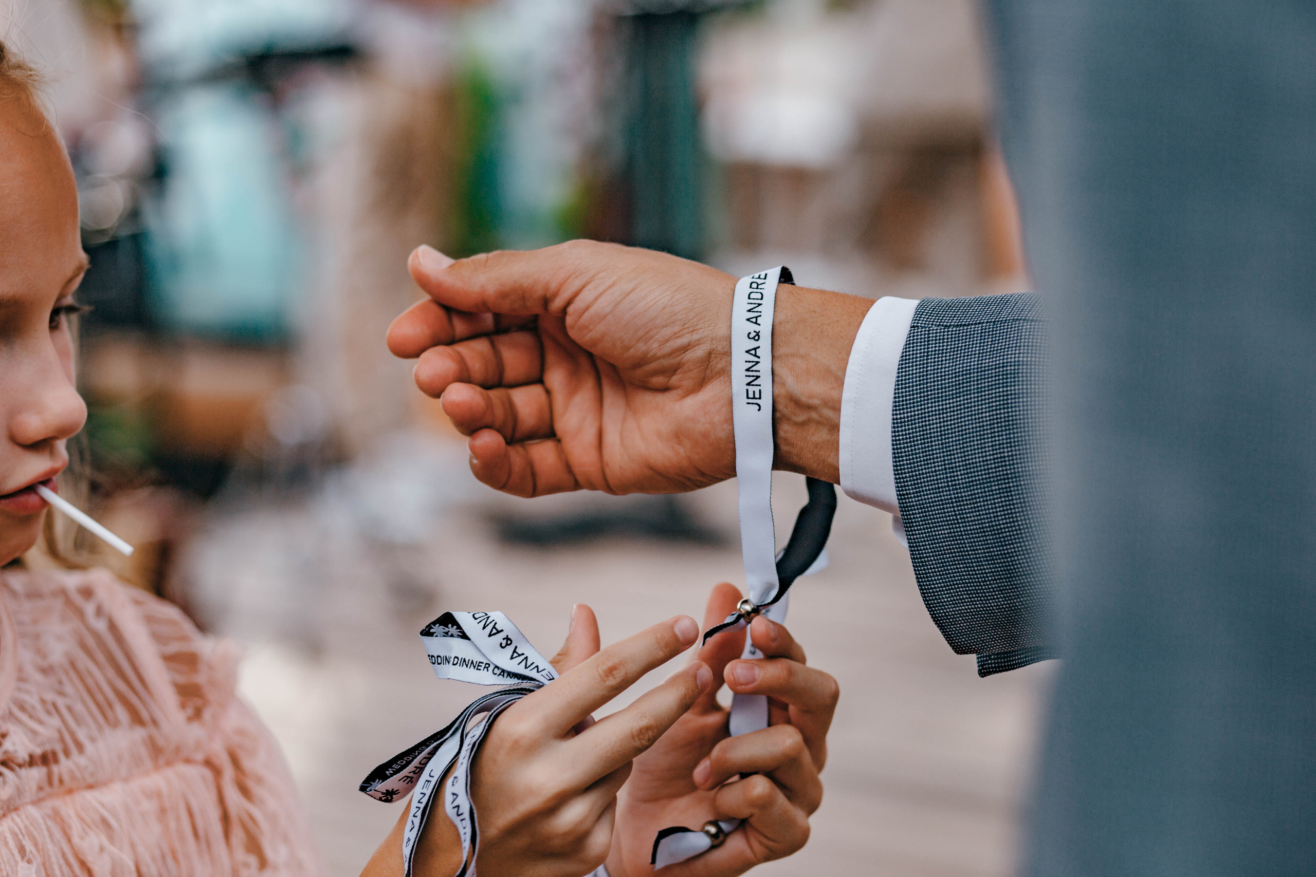 Jenna and André 09/2022. Portrait family photographer in Berlin Elena Zakh