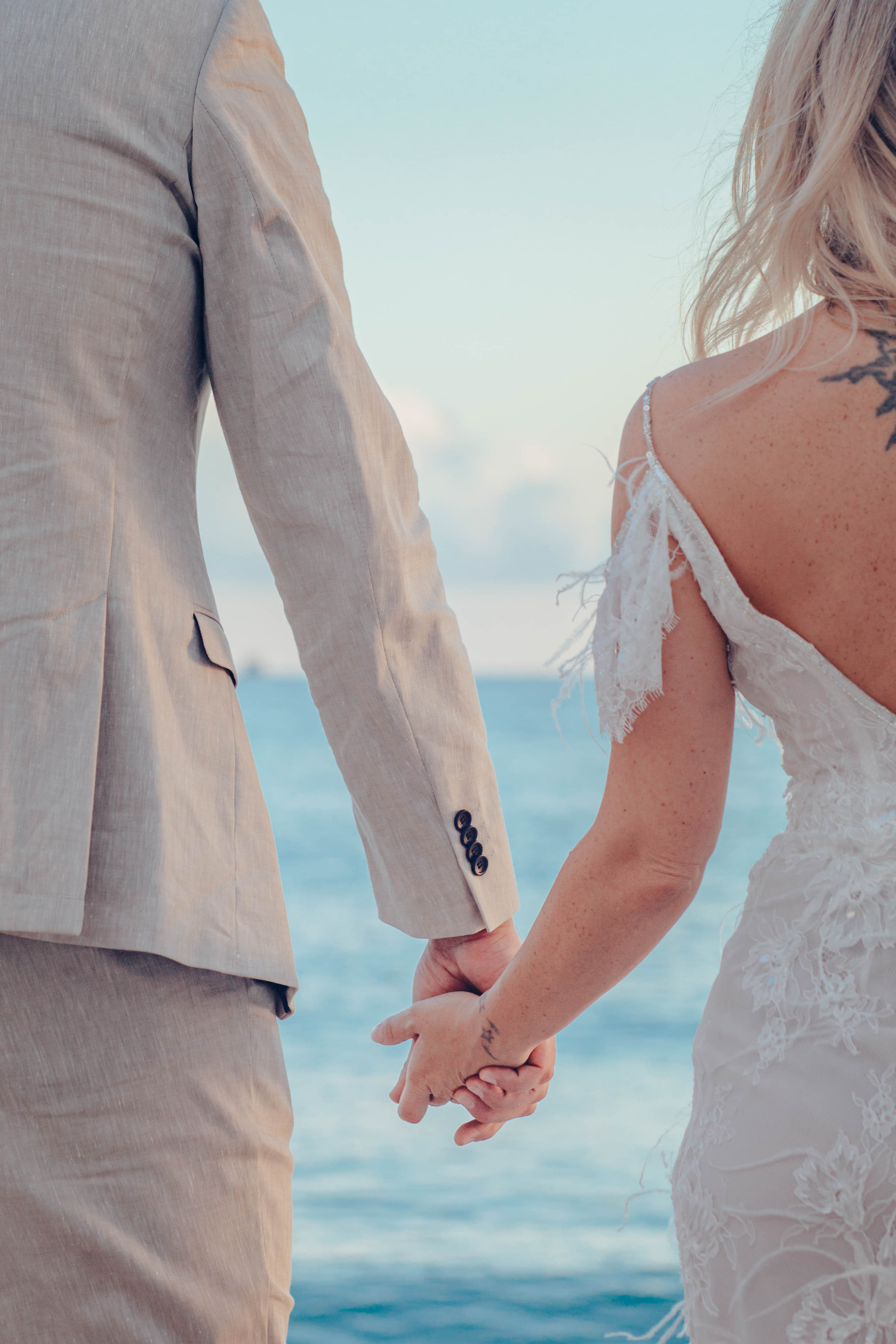 Jenna and André 09/2022. Portrait family photographer in Berlin Elena Zakh