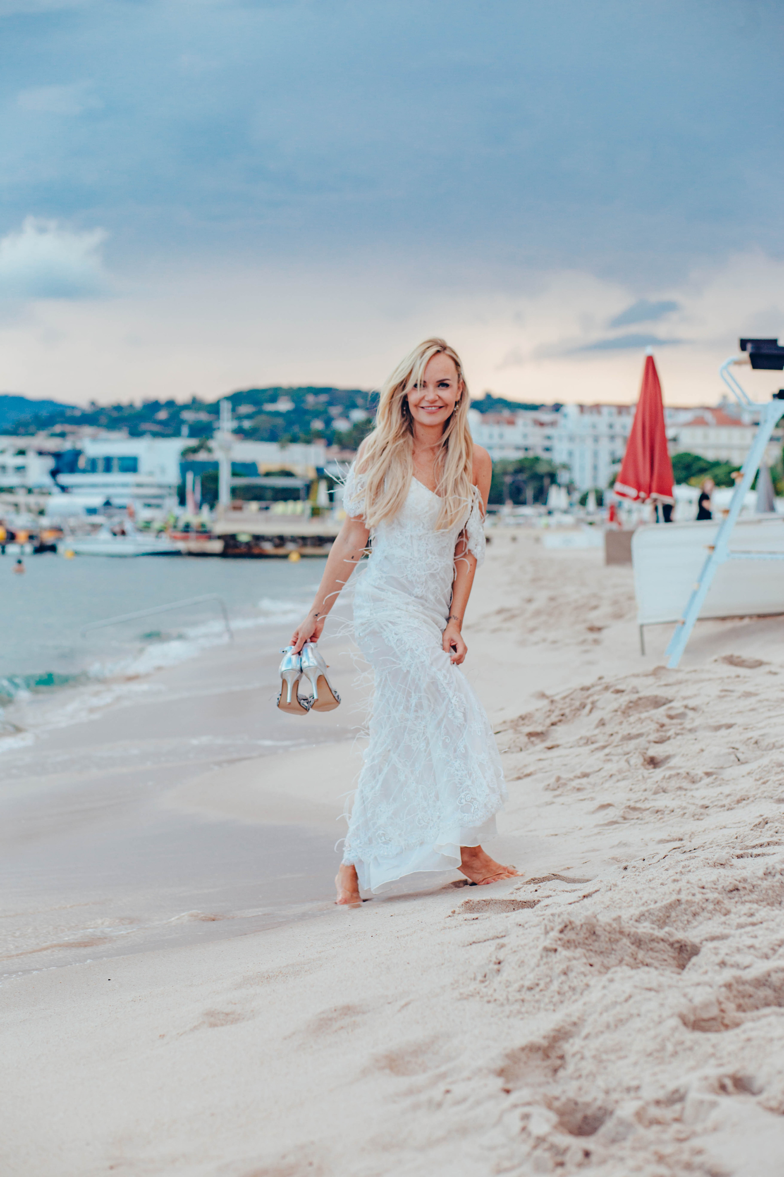 Jenna and André 09/2022. Portrait family photographer in Berlin Elena Zakh