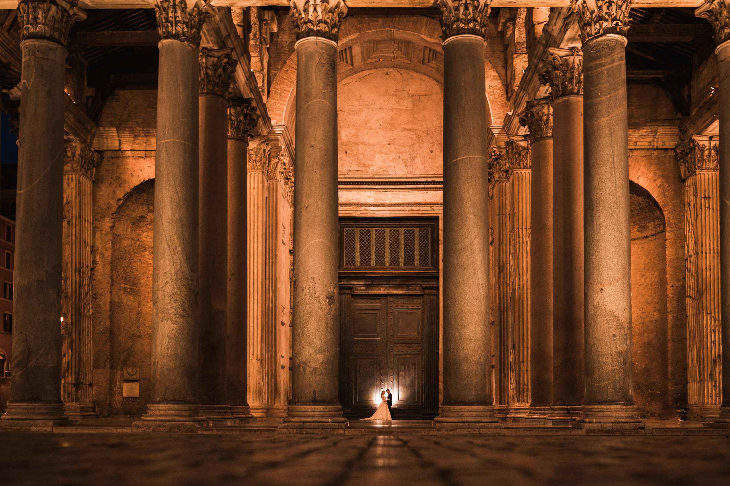 Servizio Post Matrimoniale Notturno a Roma. Fotografo Matrimonio a Roma | Servizio Fotografico Matrimonio