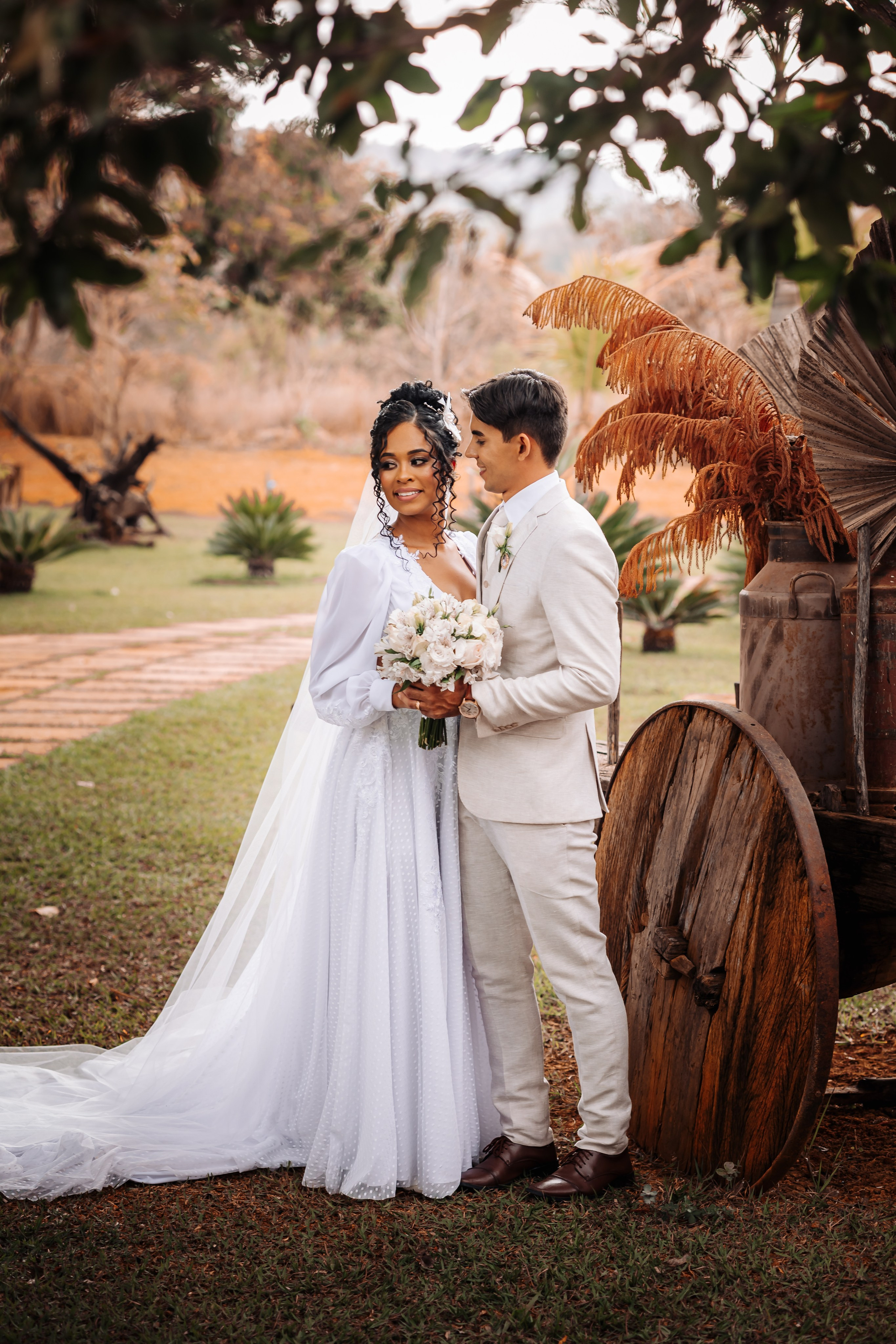 Kênia e Gabriel. Fotografia de casamento e ensaios | Montes Claros/MG