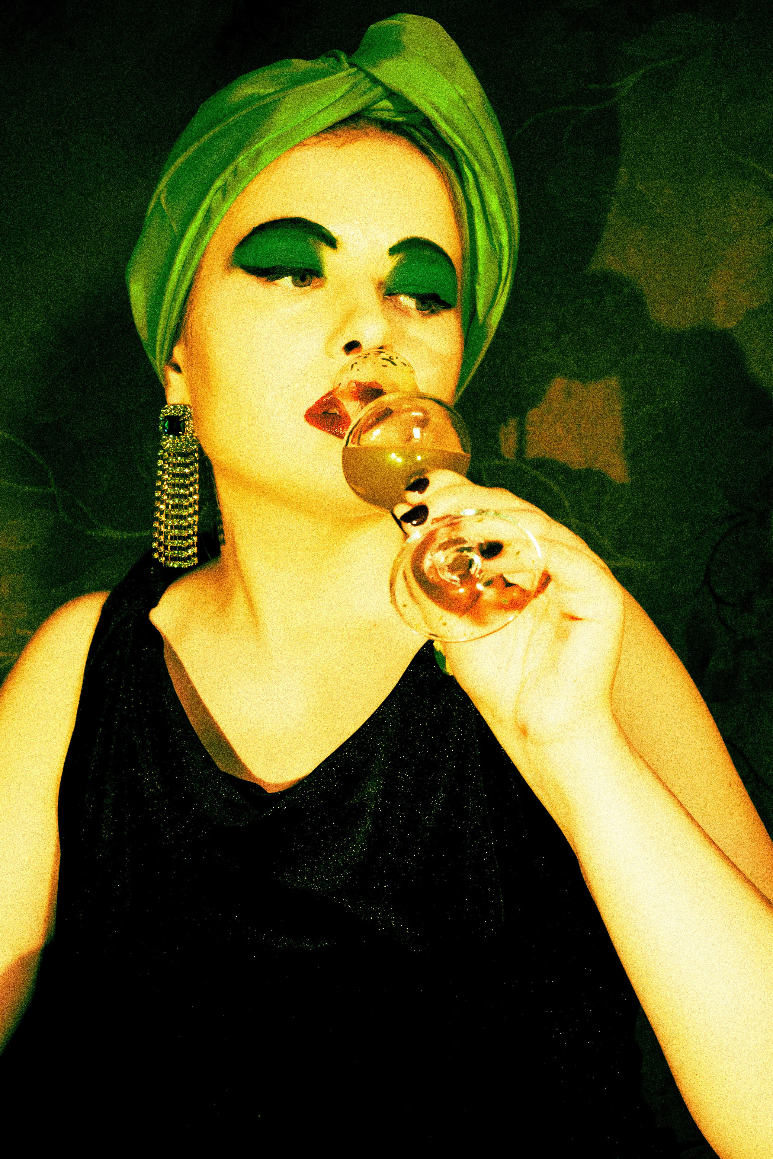 KRIS PROJECT. Anna Miyauchi