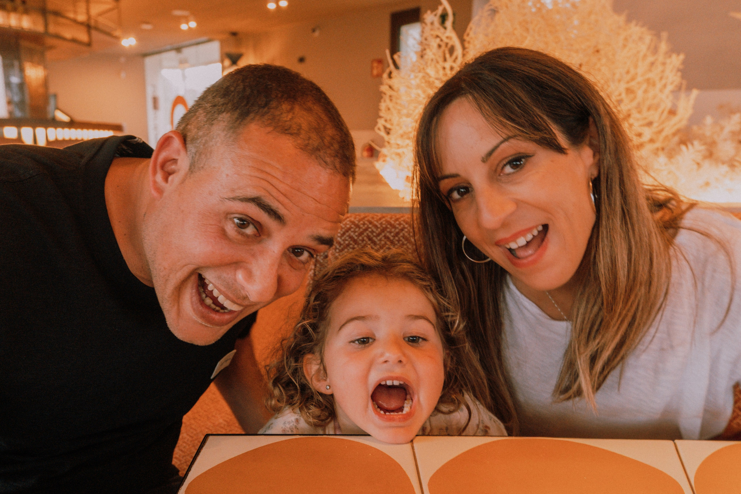 Семейная фотосессия на пляже. Профессиональная фотосъемка в Калафелле — Елена Медведева