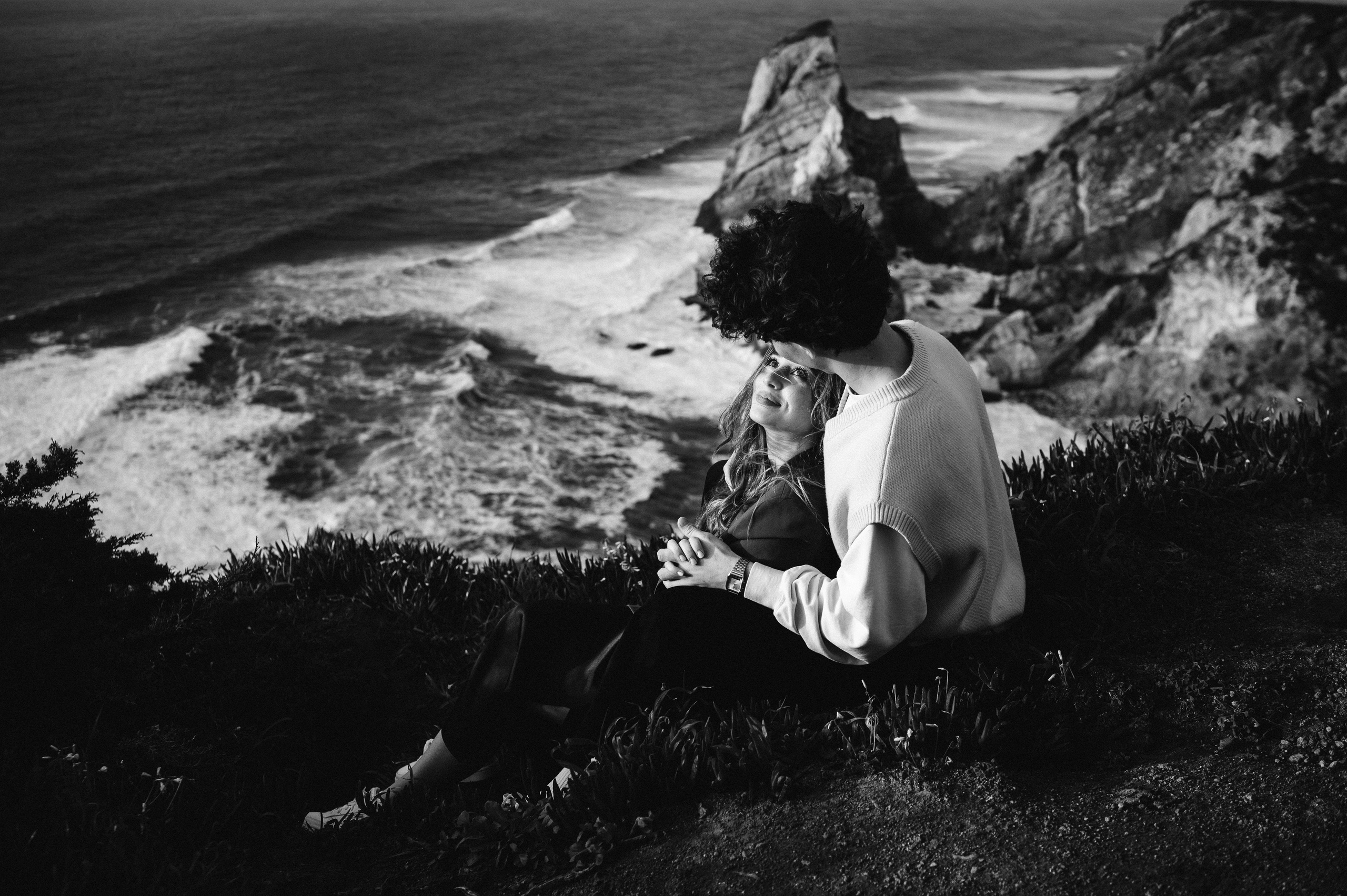 Praia da Ursa – ședință foto de cuplu într-un loc magic din Portugalia. Valentin Melen — wedding photographer