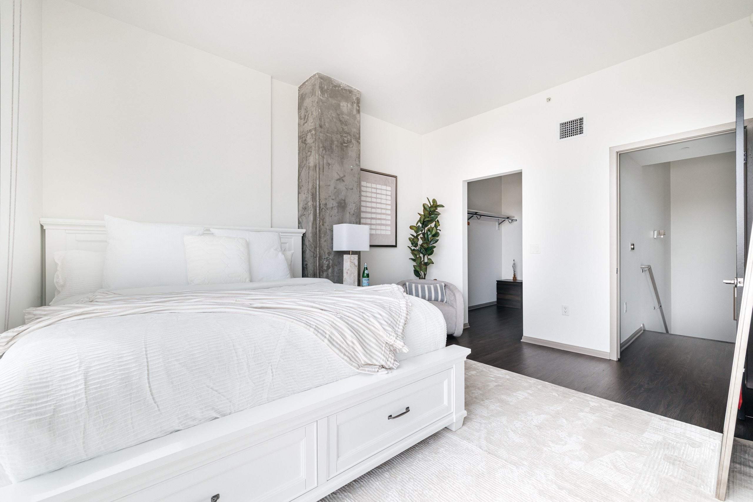 Flippant Apartments. Photographer Andrei White