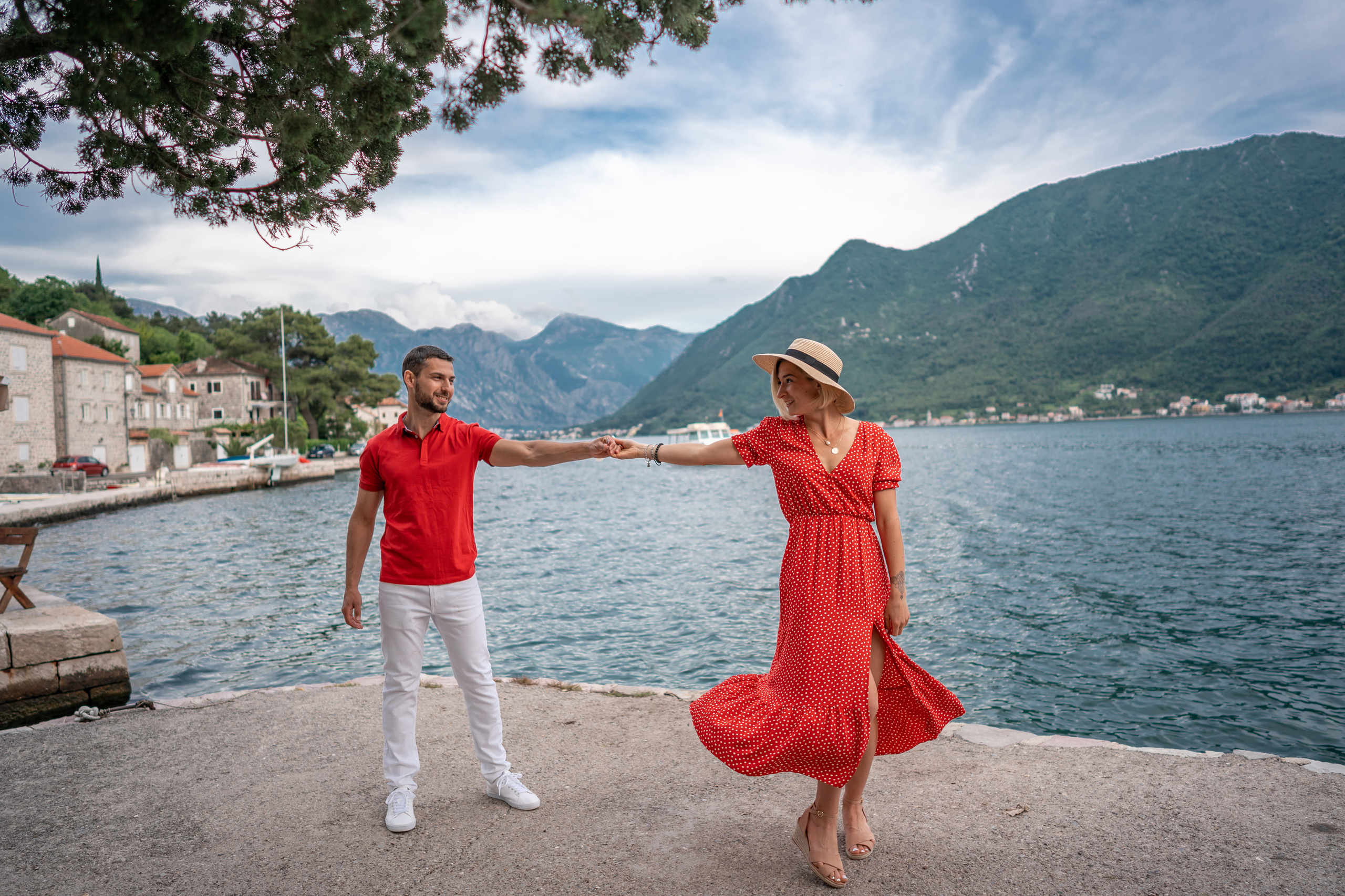 Familienfoto, Wandern in Perast