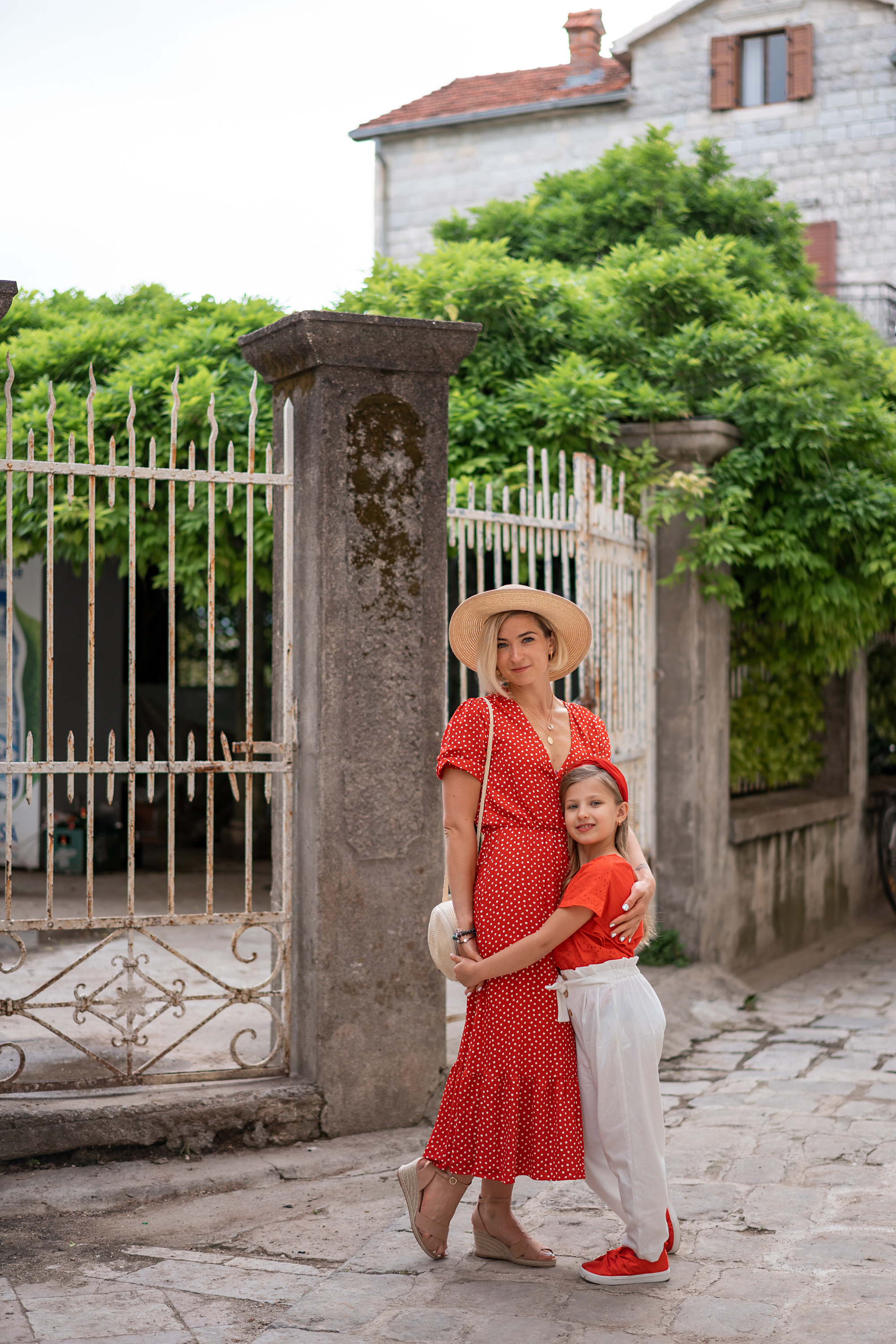 Familienfoto, Wandern in Perast