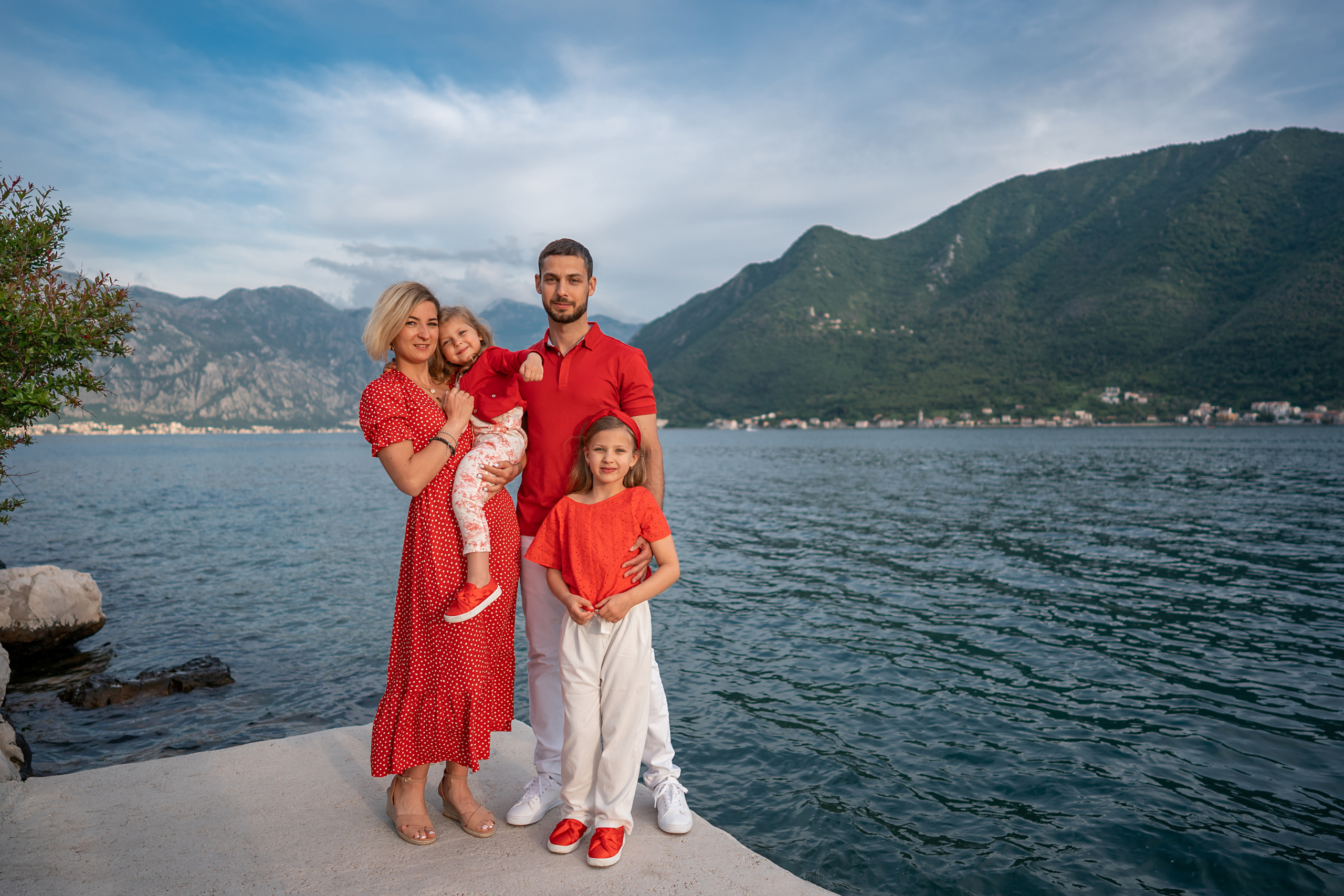 Familienfoto, Wandern in Perast