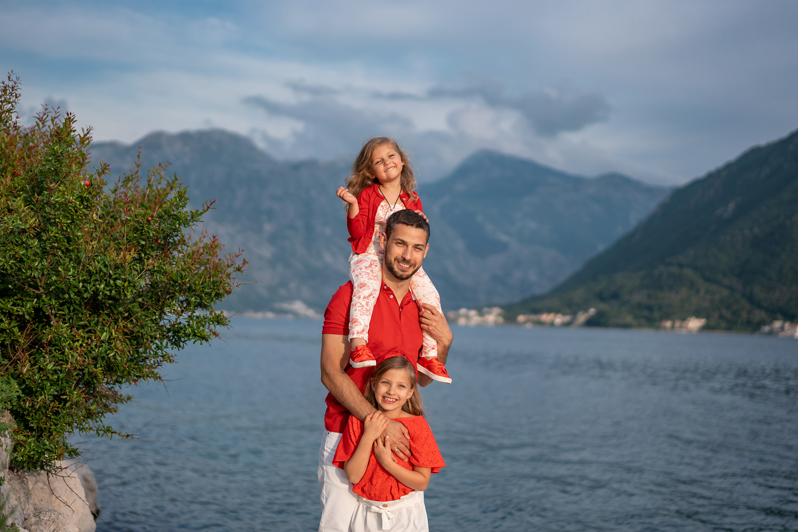 Familienfoto, Wandern in Perast