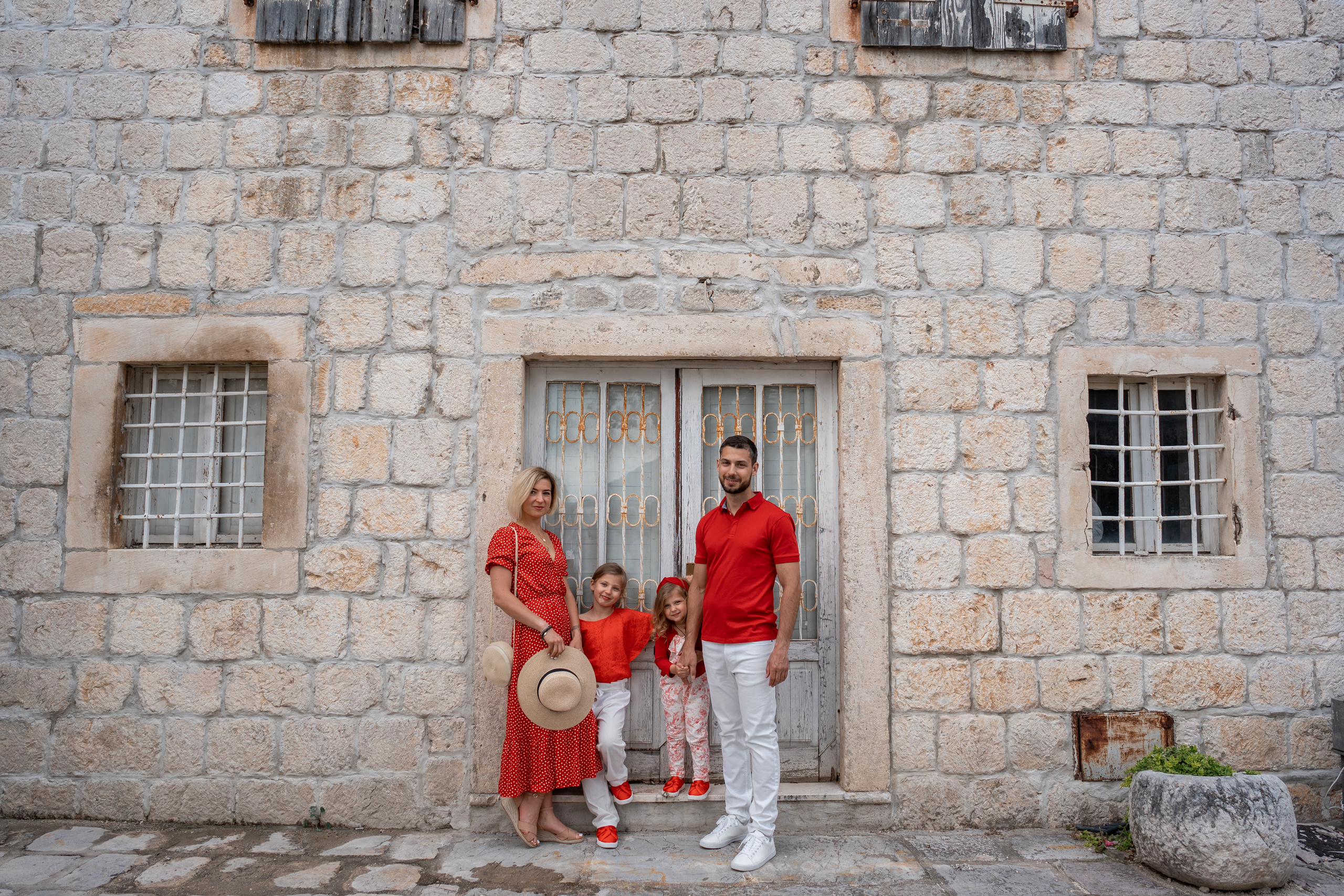 Familienfoto, Wandern in Perast