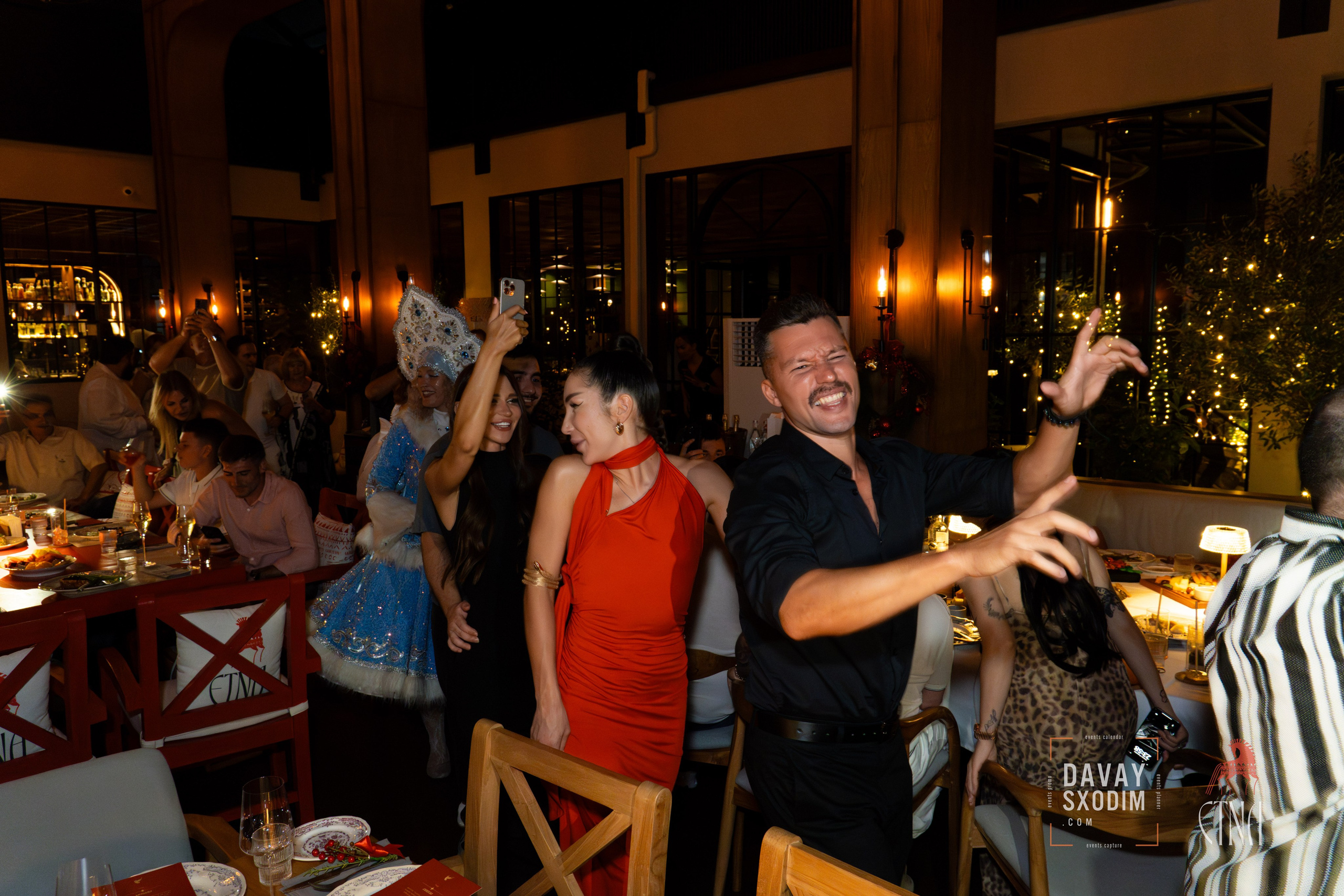 Новогодняя вечеринка | Фоторепортаж | Афиша | DAVAYSXODIM.com PHUKET. АФИША|ФОТОРЕПОРТАЖИ|ИВЕНТЫ|ПХУКЕТ