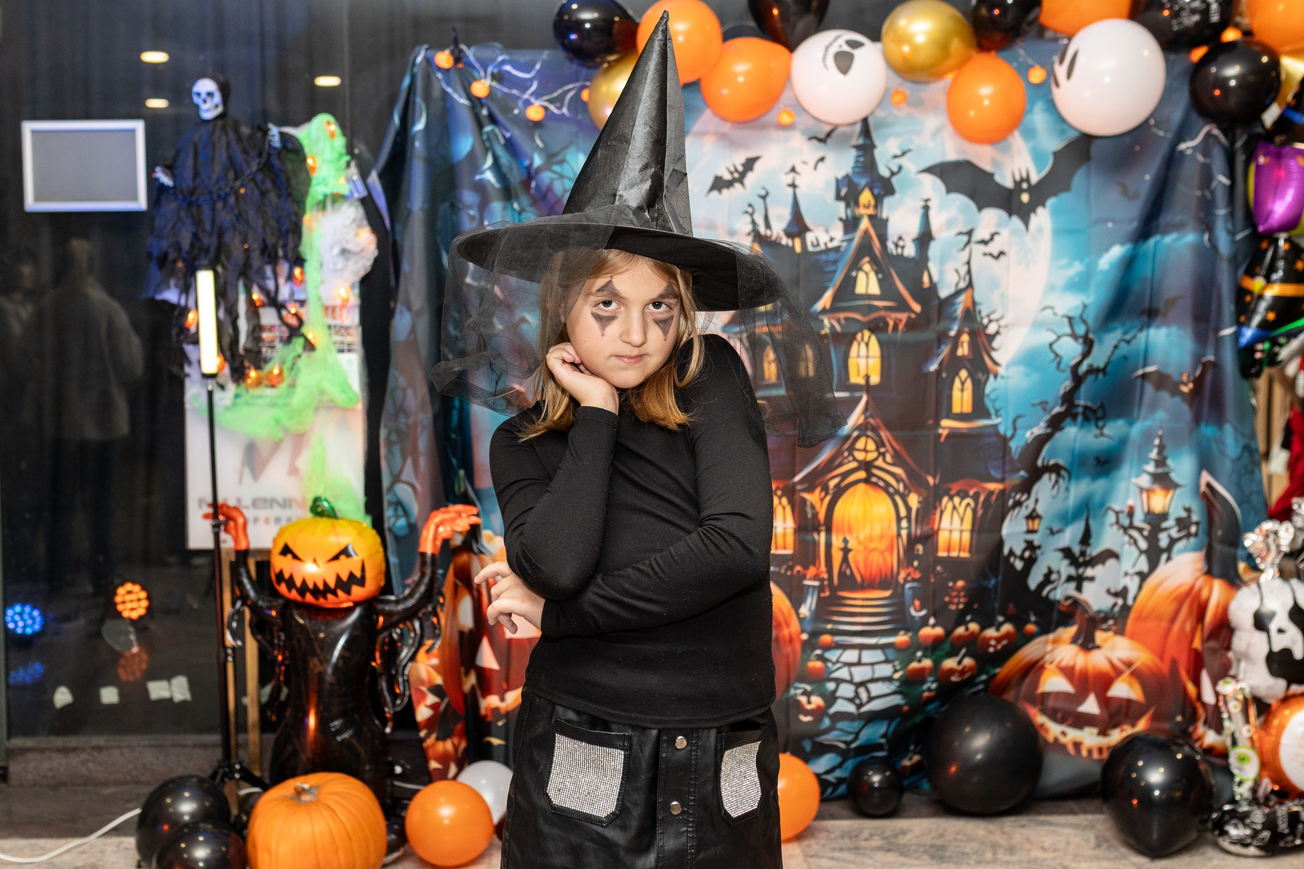 Leo dance studio Helloween 2025. Семейный и детский фотограф в Варшаве Мила Бобровская