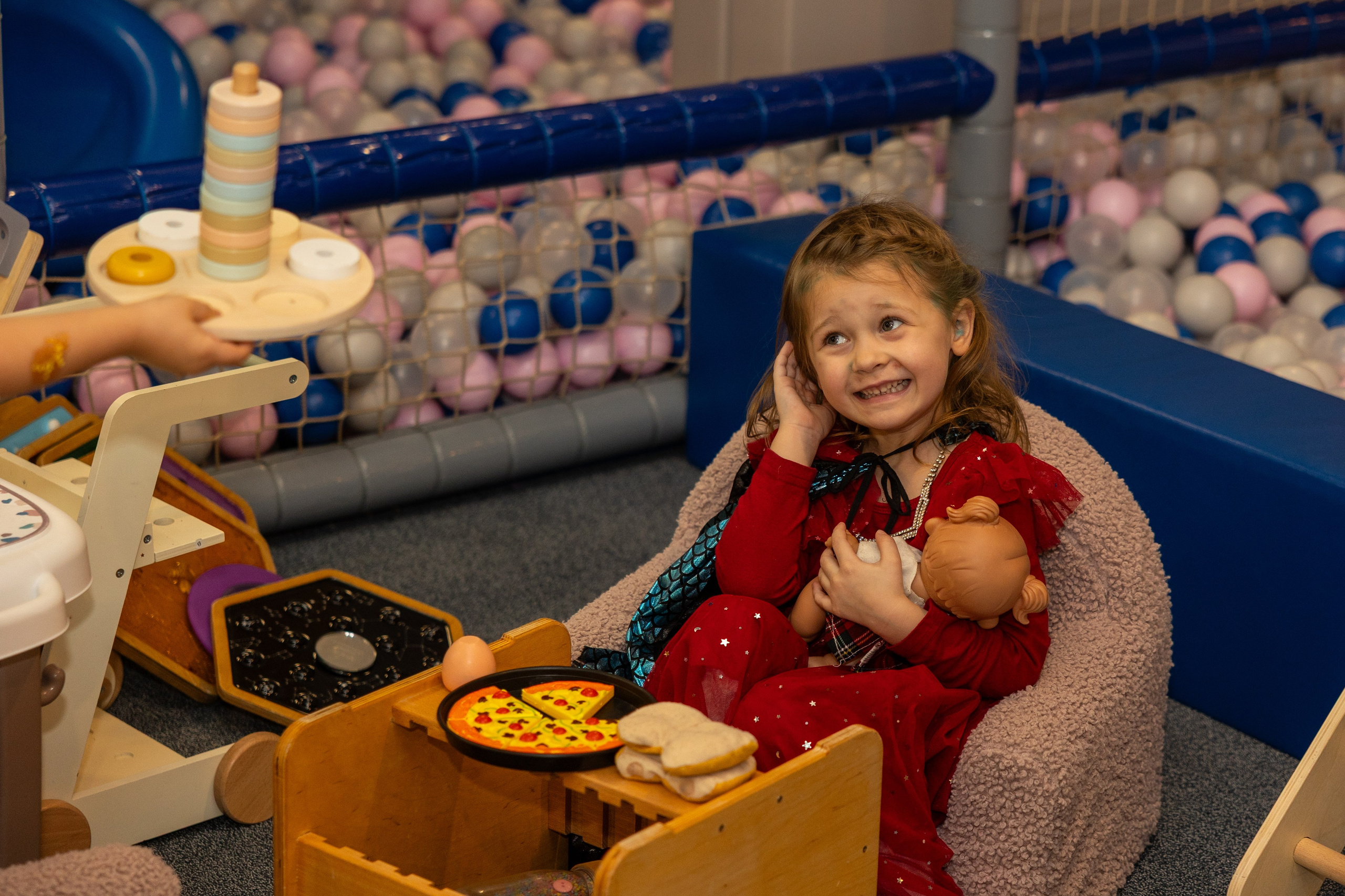 День рождения Артёма 24 января 2026 года. Семейный и детский фотограф в Варшаве Мила Бобровская