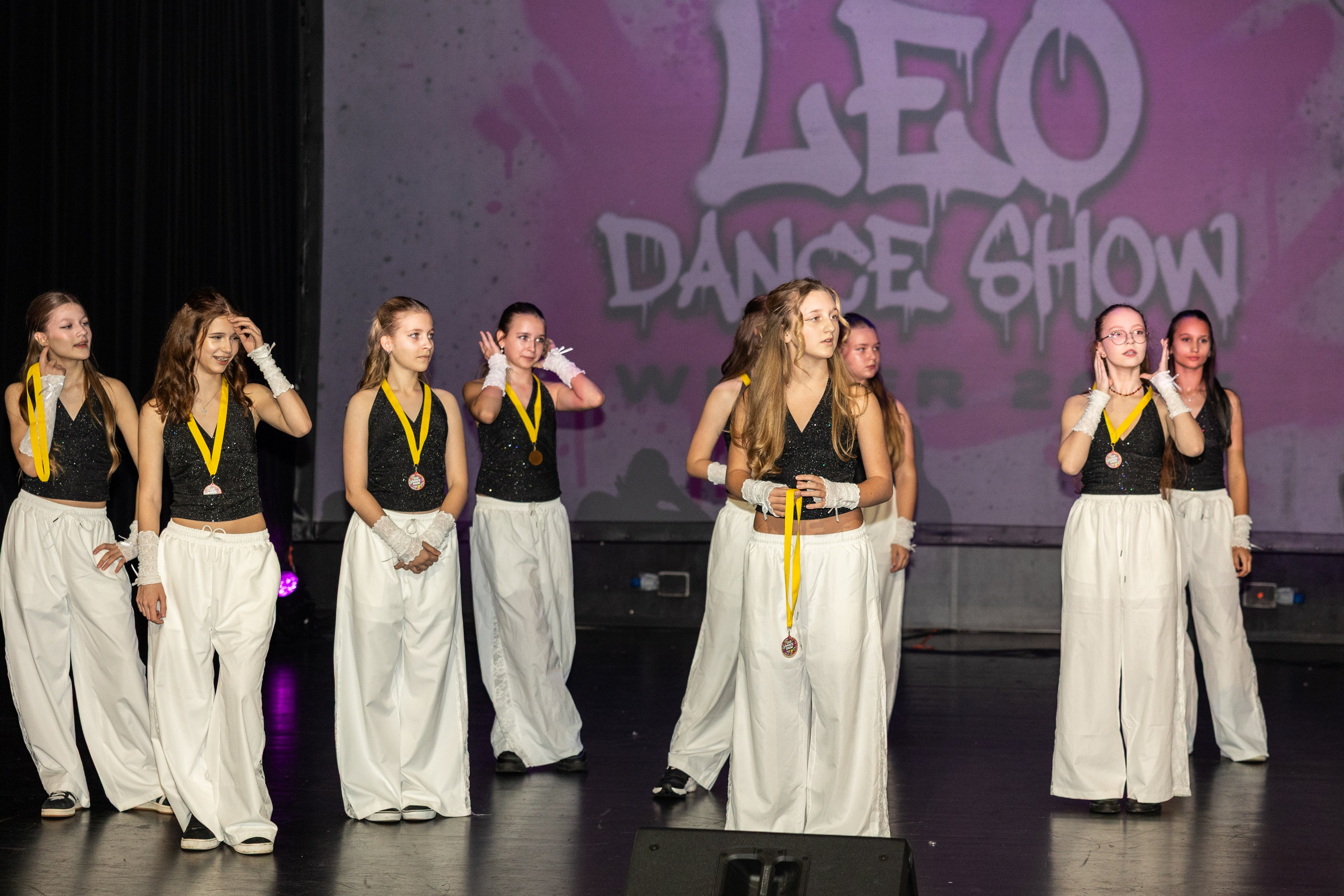 LEO DANCE SHOW WINTER 2025. Семейный и детский фотограф в Варшаве Мила Бобровская