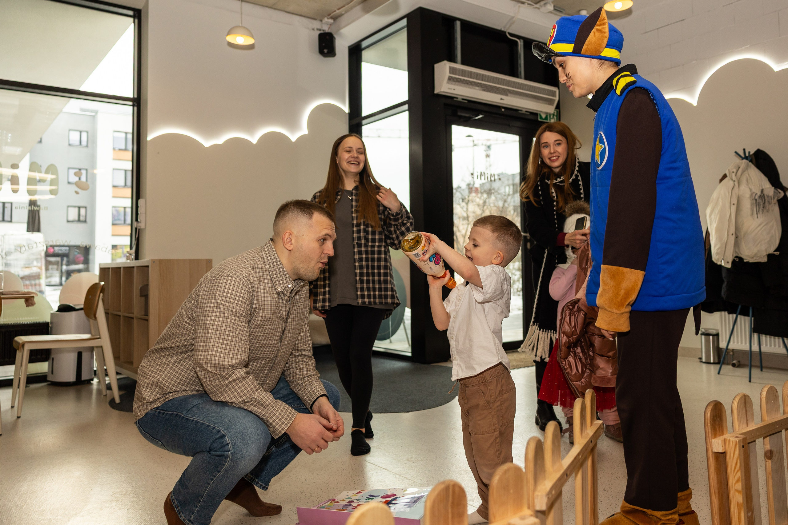 День рождения Артёма 24 января 2026 года. Семейный и детский фотограф в Варшаве Мила Бобровская