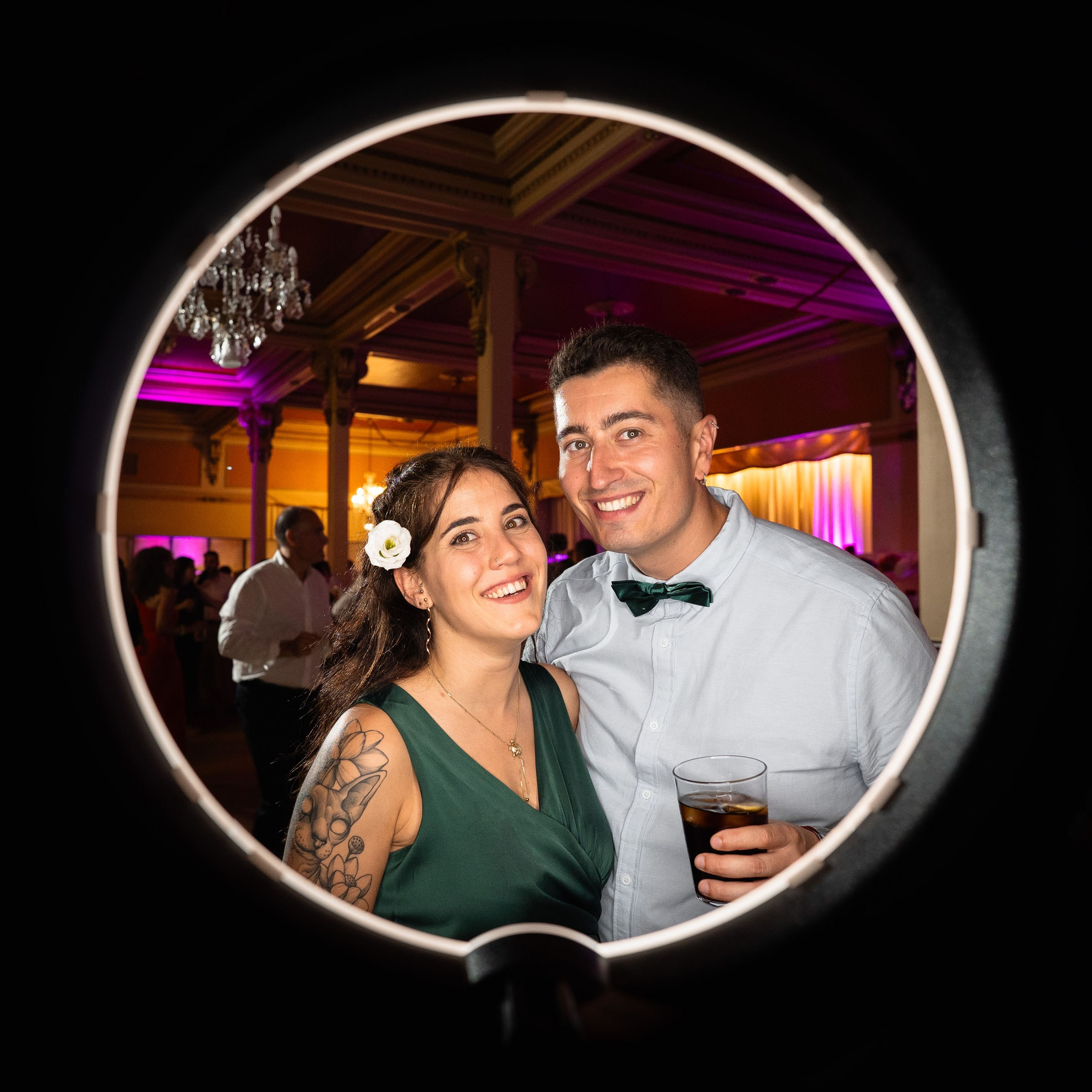 Photocircle y fotos de boda de Andrea y Jose en el Casino de Huesca. PIXLOVE - Fotógrafos de bodas Huesca Pirineos Zaragoza