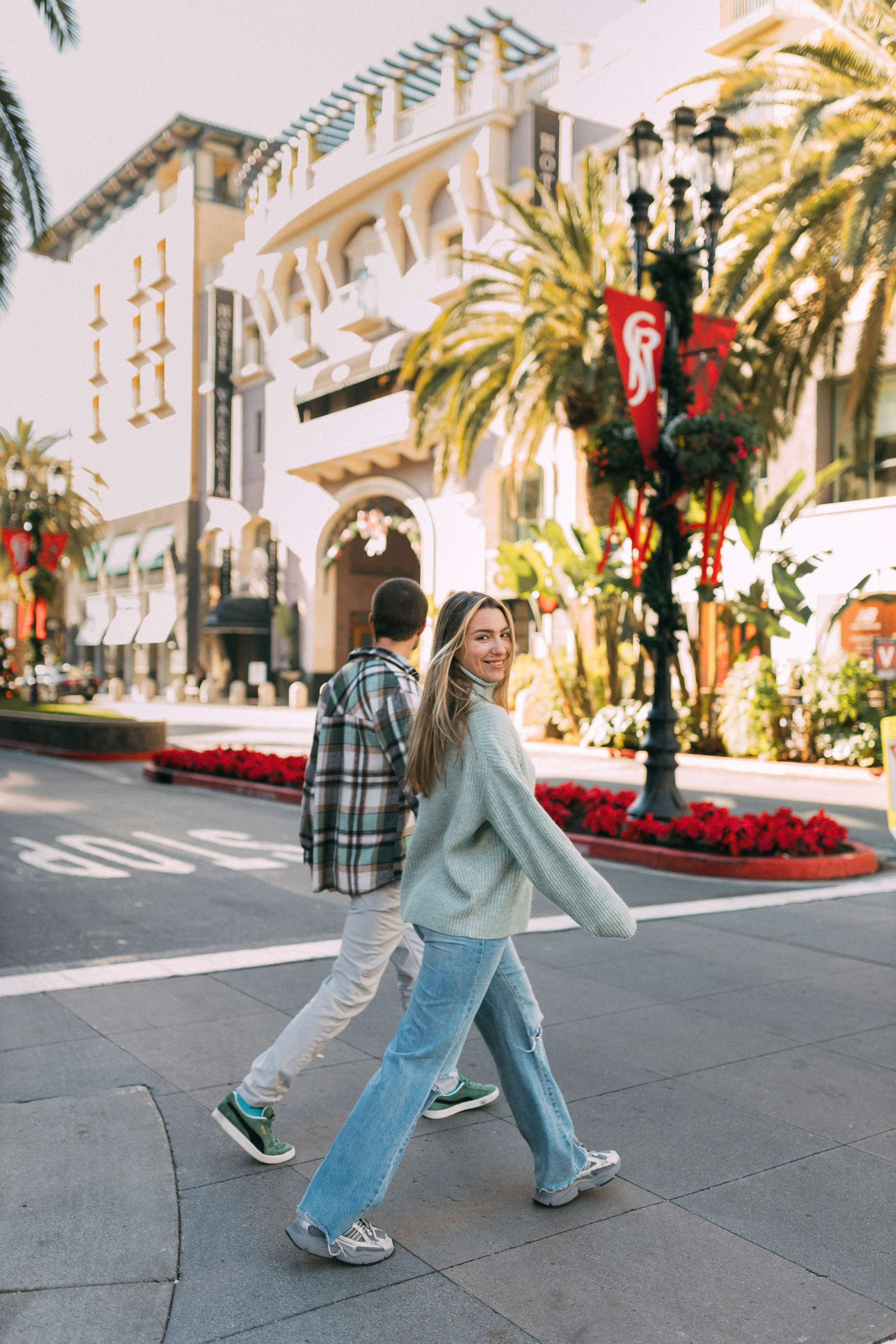 Christmas Santana Row. Maternity, newborn photographer in the Bay Area|Iryna Rakivnenko