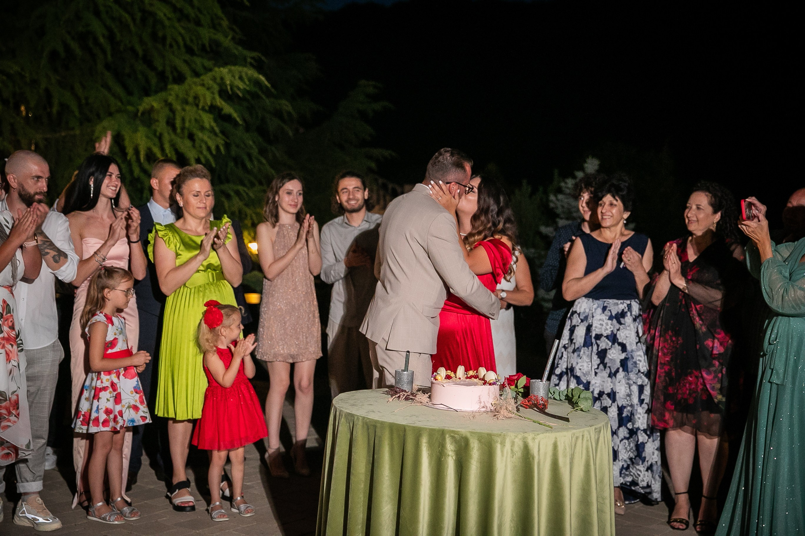 Nunta Anastasiei și a lui Ionuț de la SunGarden Cluj-Napoca a fost o “nunta de vis”. Rares Bucur is a professional wedding photographer based in Cluj-Napoca, Romania, specializing in wedding photography