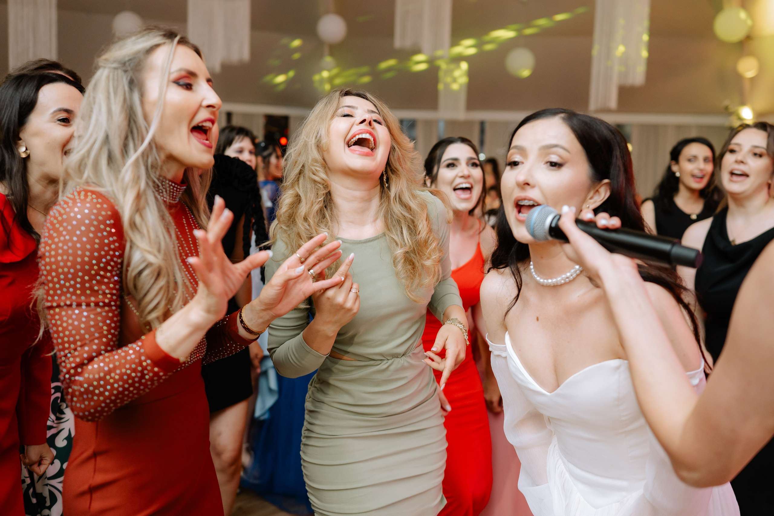 Alina + Gabriel | Liria. Proud Vision Weddings | Wedding Photography & Films — Servicii profesionale Foto Video Nunta Iasi