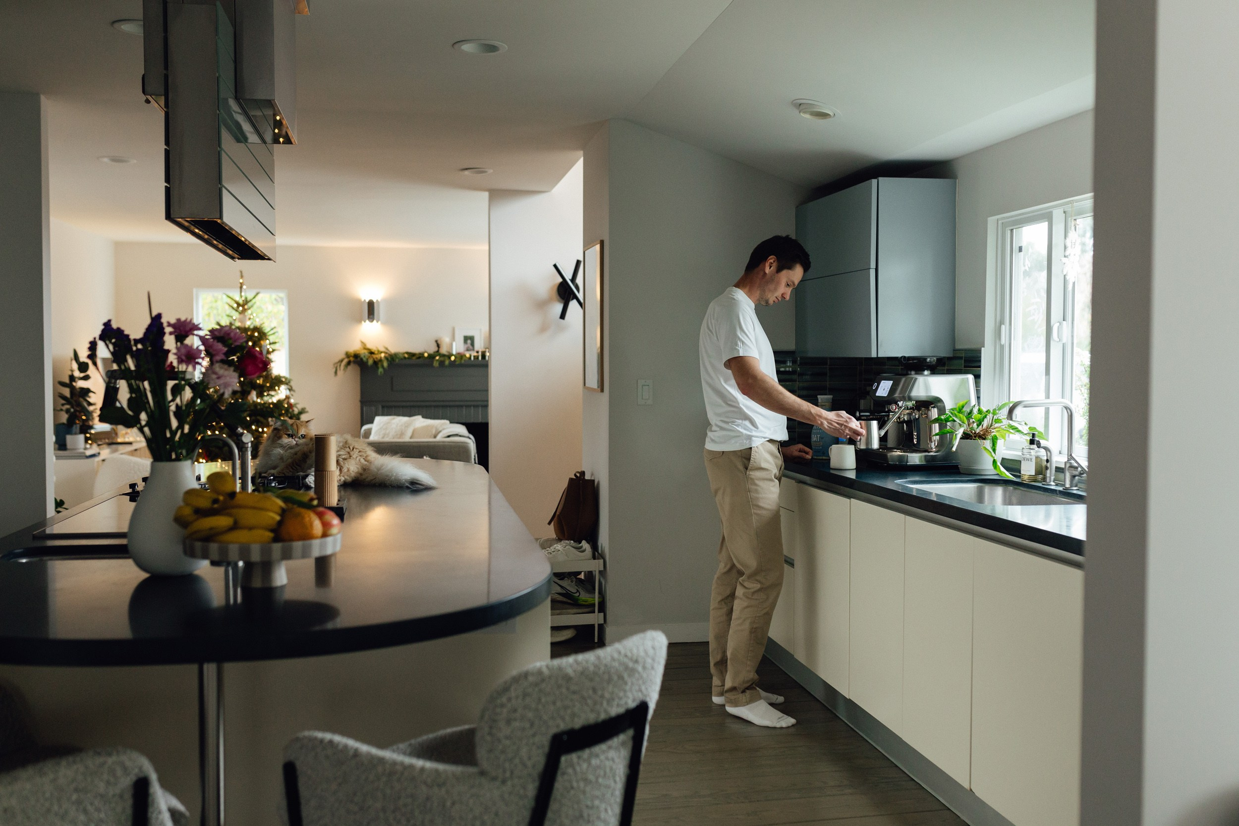 At-Home Maternity Photo Session. Maternity, newborn photographer in the Bay Area|Iryna Rakivnenko