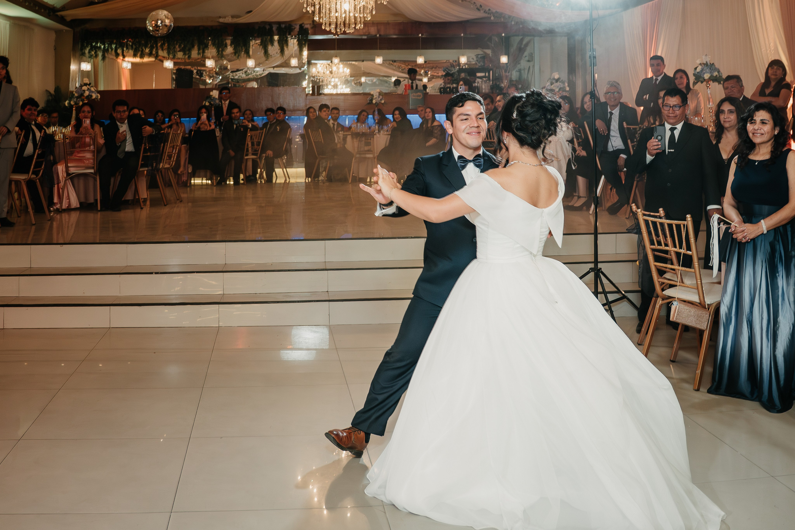 ALEJANDRA + RODRIGO BODA RELIGIOSA. Studio KVTA | Fotografía y Video de Bodas en Arequipa