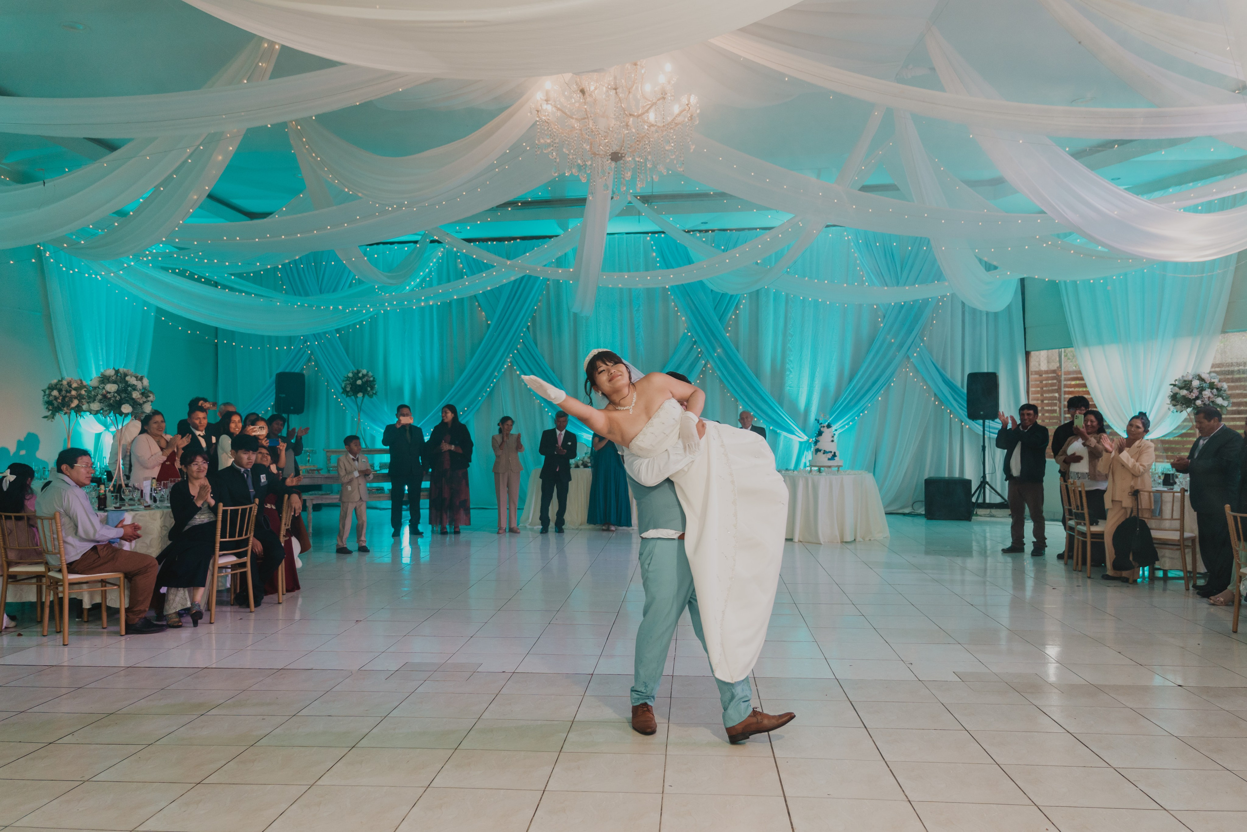 STEISY + EMMANUEL | BODA RELIGIOSA. Studio KVTA | Fotografía y Video de Bodas en Arequipa