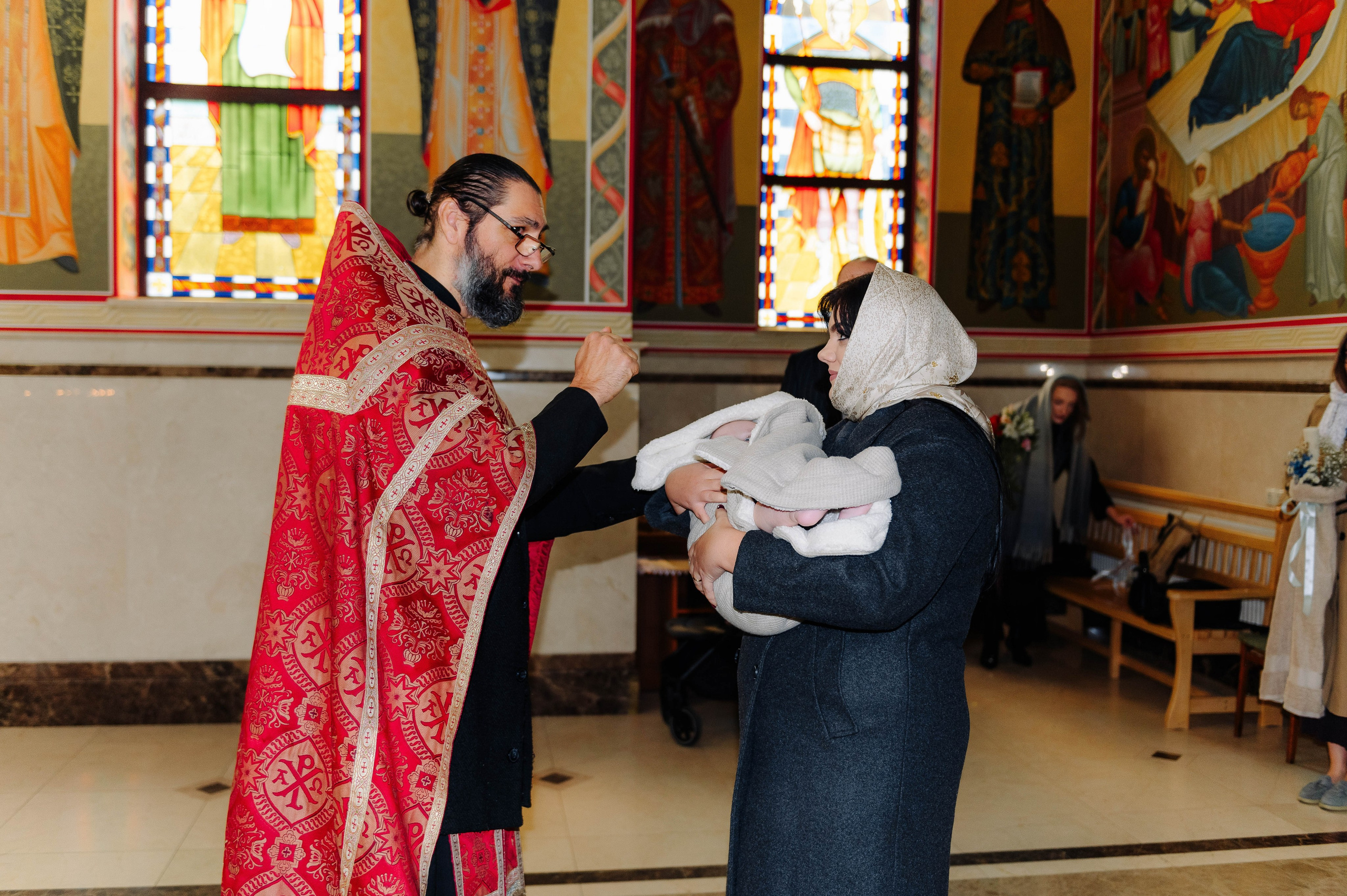 Botezul lui Mihai. Acasă