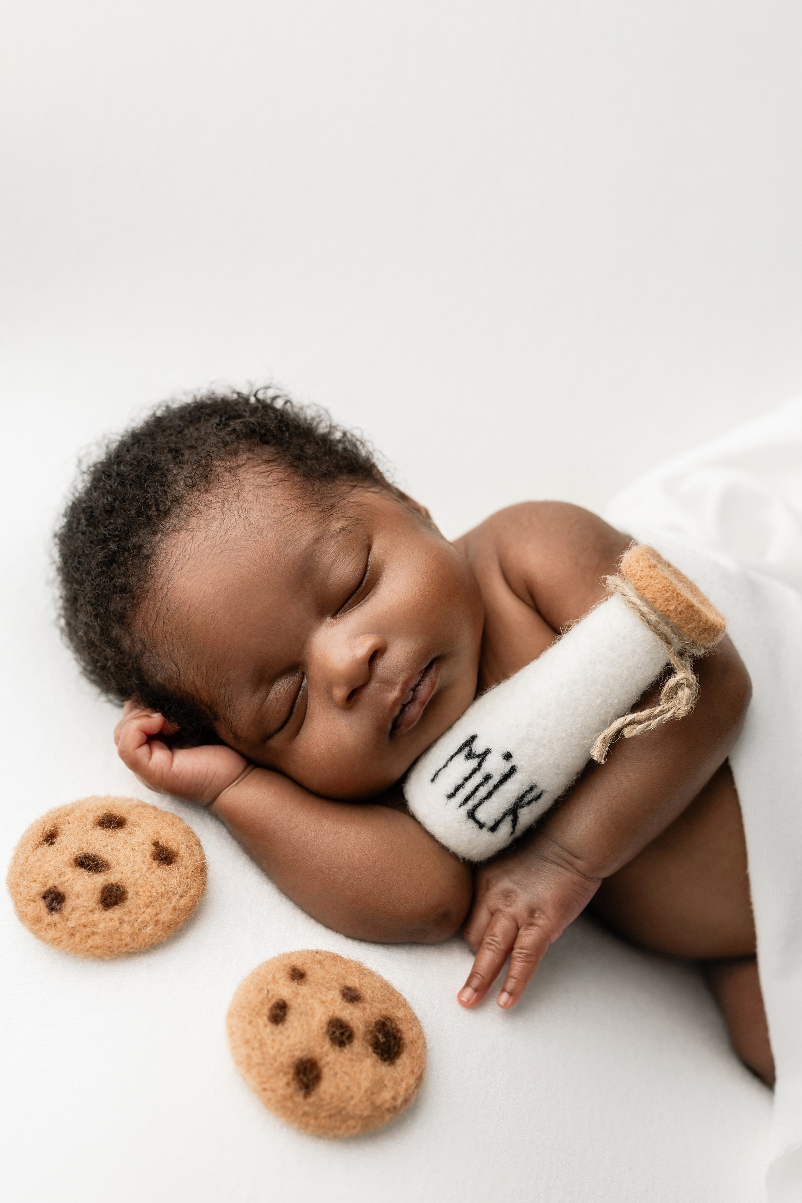 5–20 Days Newborn Photography in Toronto. Iana Banana | Toronto Maternity, Newborn & Family Photographer