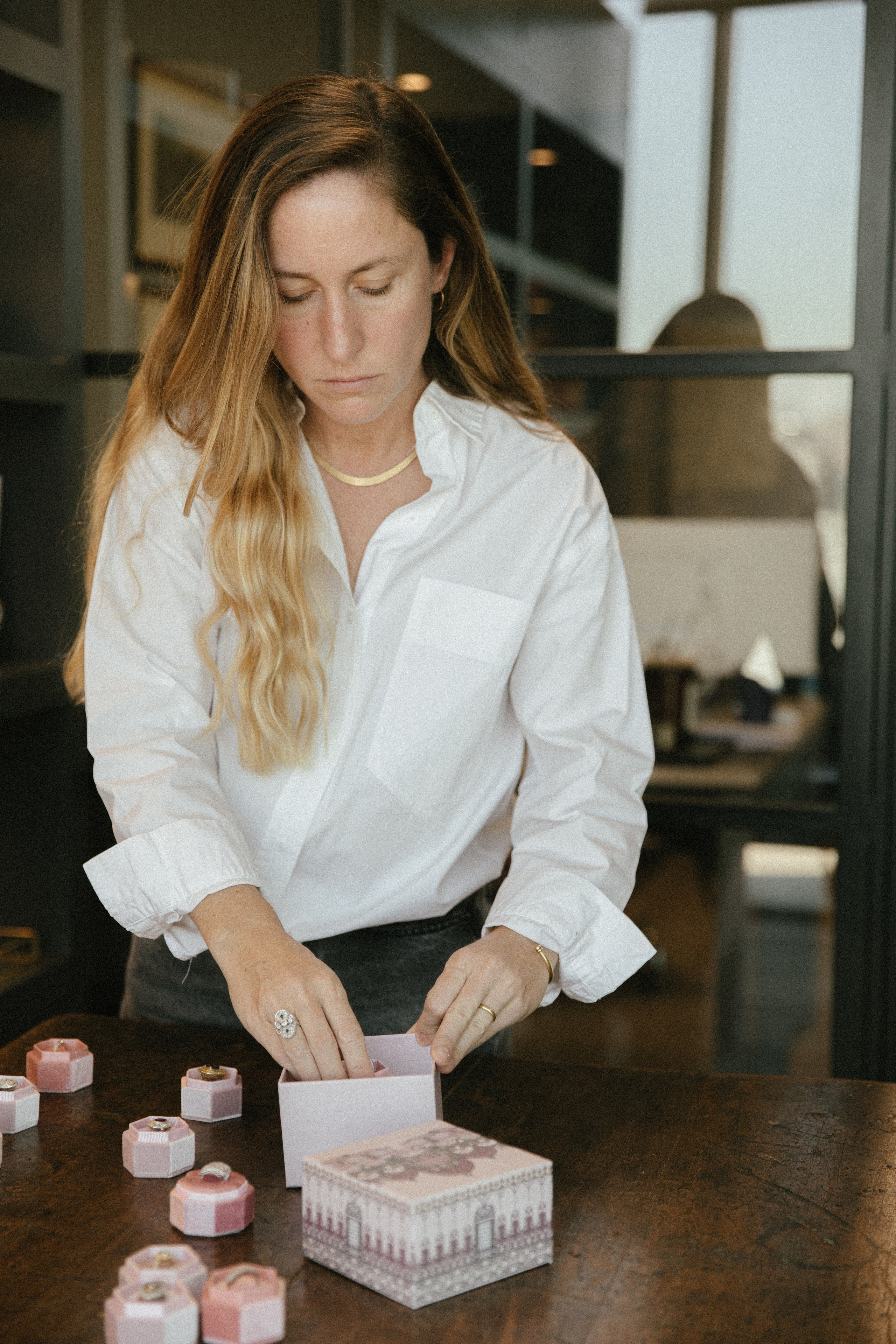 Sesiones «Behind the brand». Maria Kulakova — Fotógrafa en Santiago | Fotografía de producto, marcas y familias