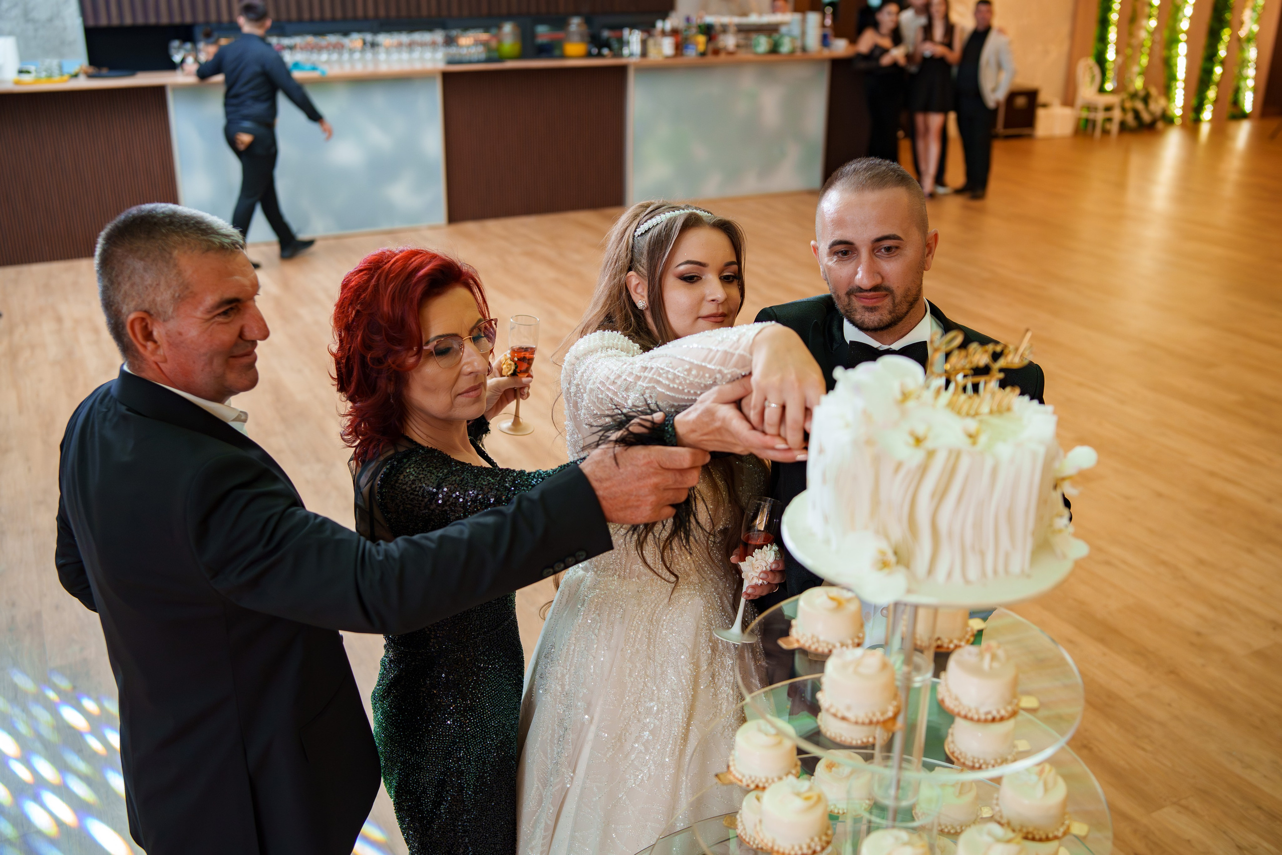 Cosmin & Gabriela. B|P Weddings - Fotograf & Videograf - București||0730017811