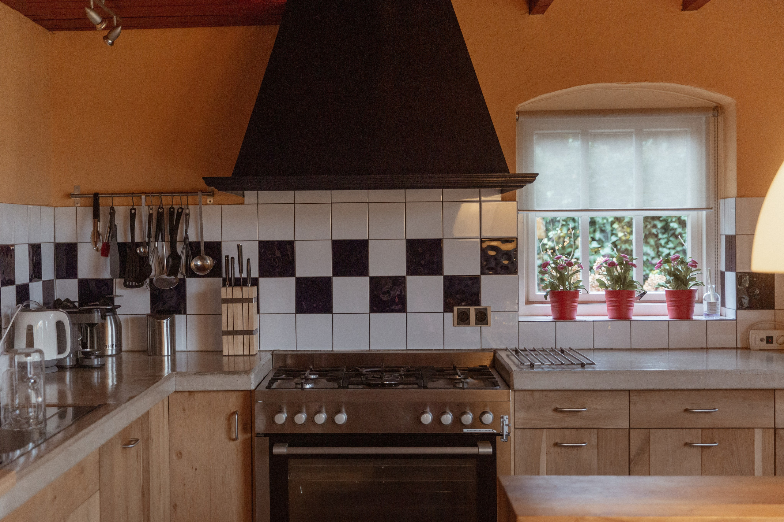 “Workweek” retreat reportage. True self