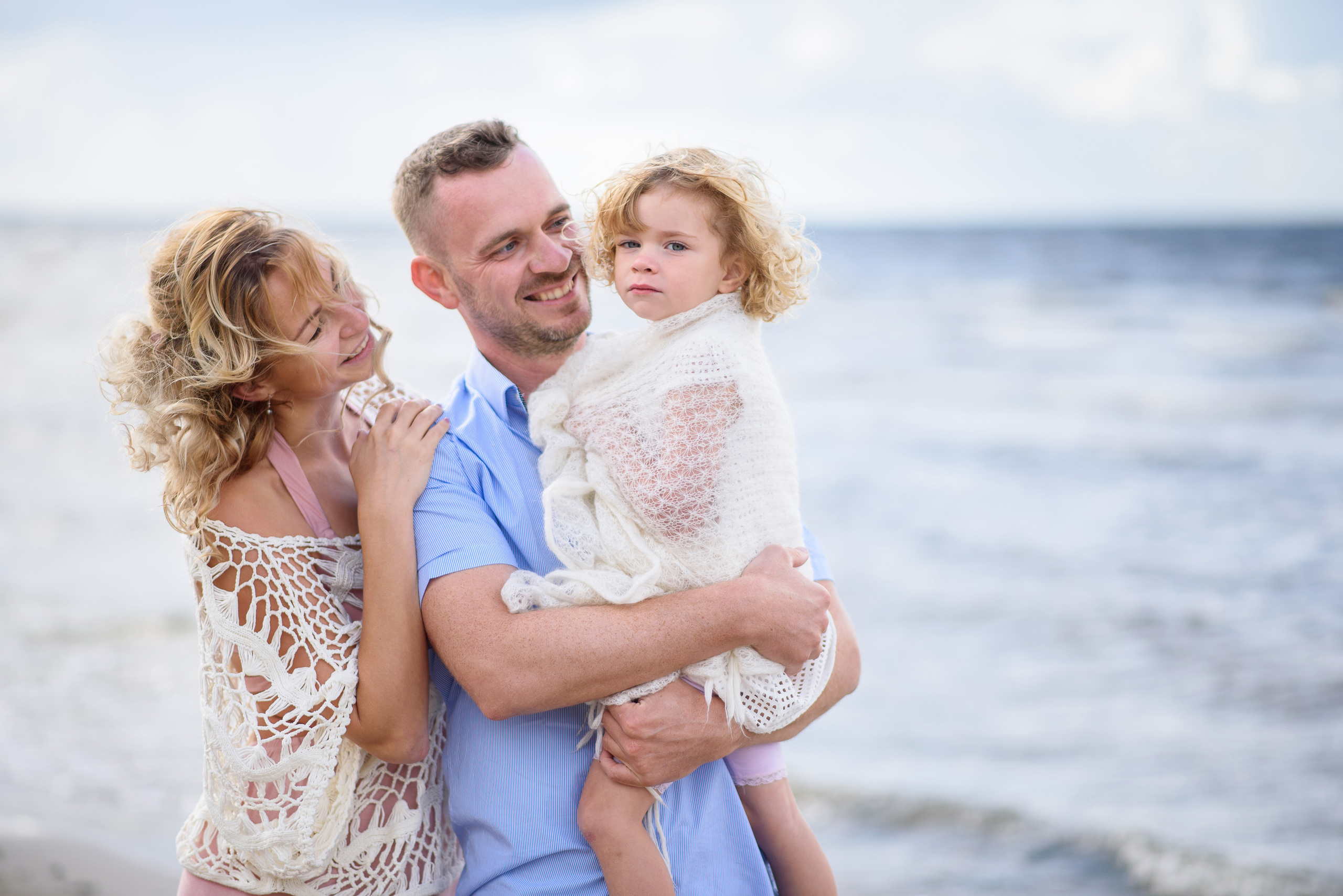 Jana un ģimene. Kāzu un ģimenes fotogrāfs Rīgā Sergejs Getņikovs