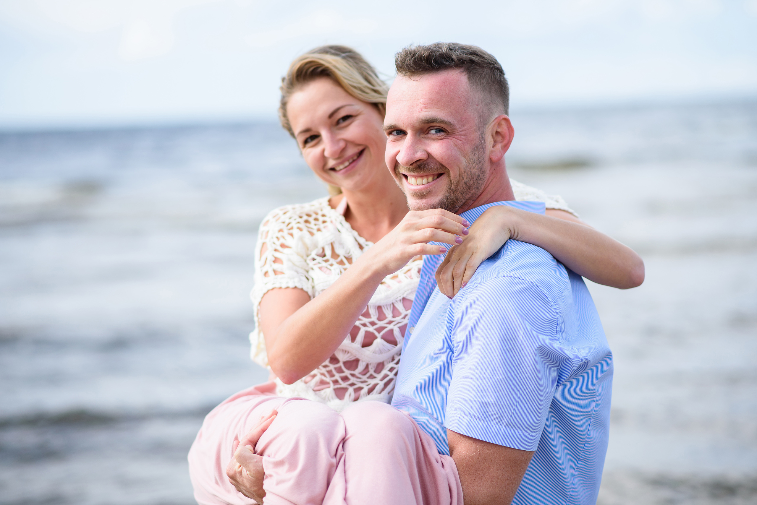 Jana un ģimene. Kāzu un ģimenes fotogrāfs Rīgā Sergejs Getņikovs