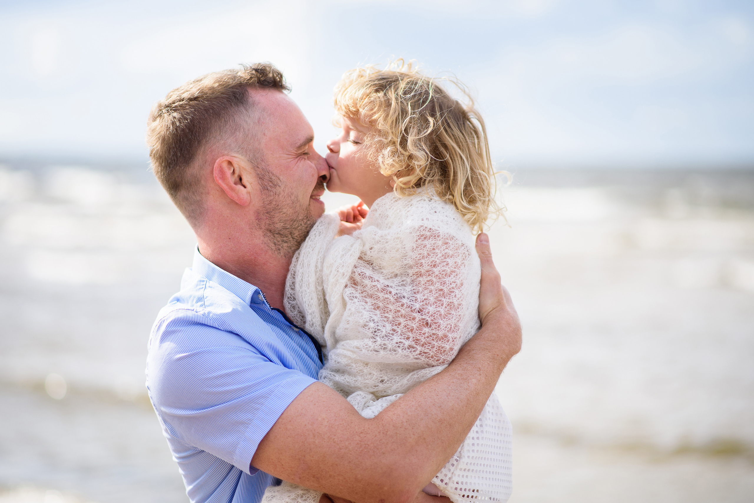 Jana un ģimene. Kāzu un ģimenes fotogrāfs Rīgā Sergejs Getņikovs