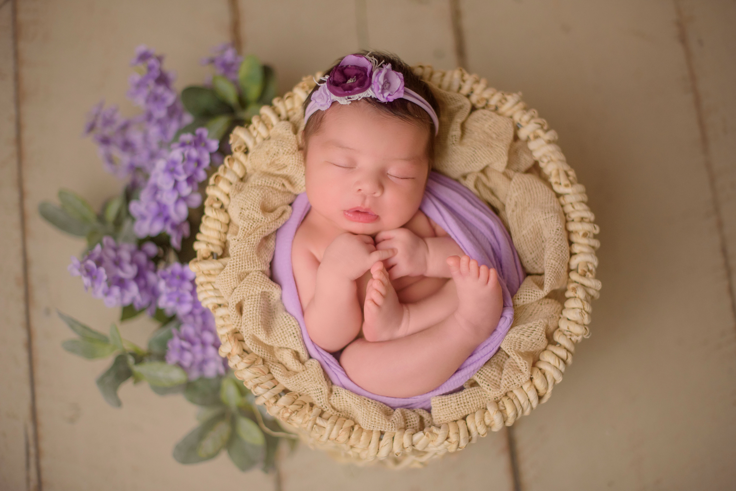 Yuba city newborn photographer. Family photographer in Roseville, Rocklin, Folsom, Sacramento