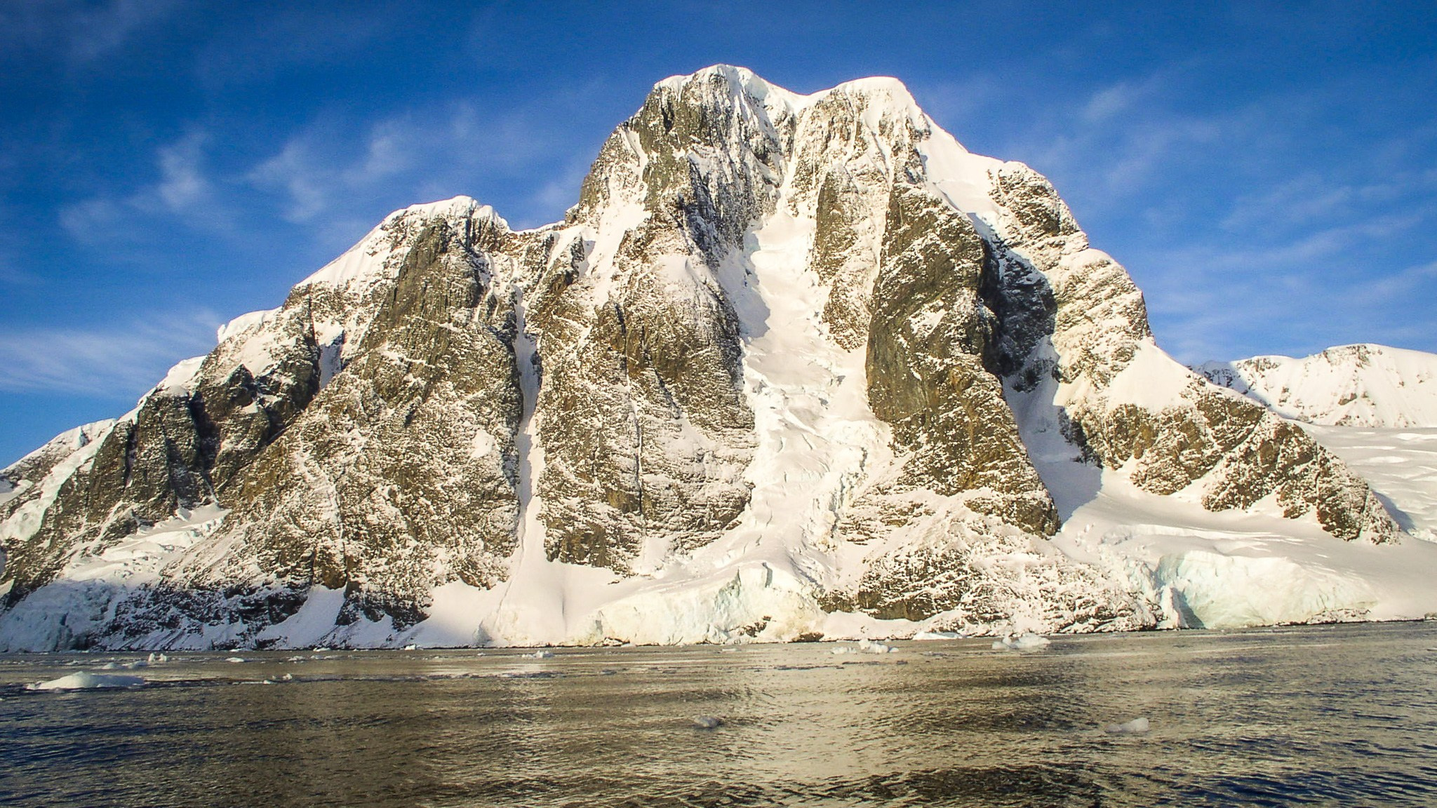 ANTARCTICA / 2004. Reportage concert portrait photography in the San Francisco Bay Area