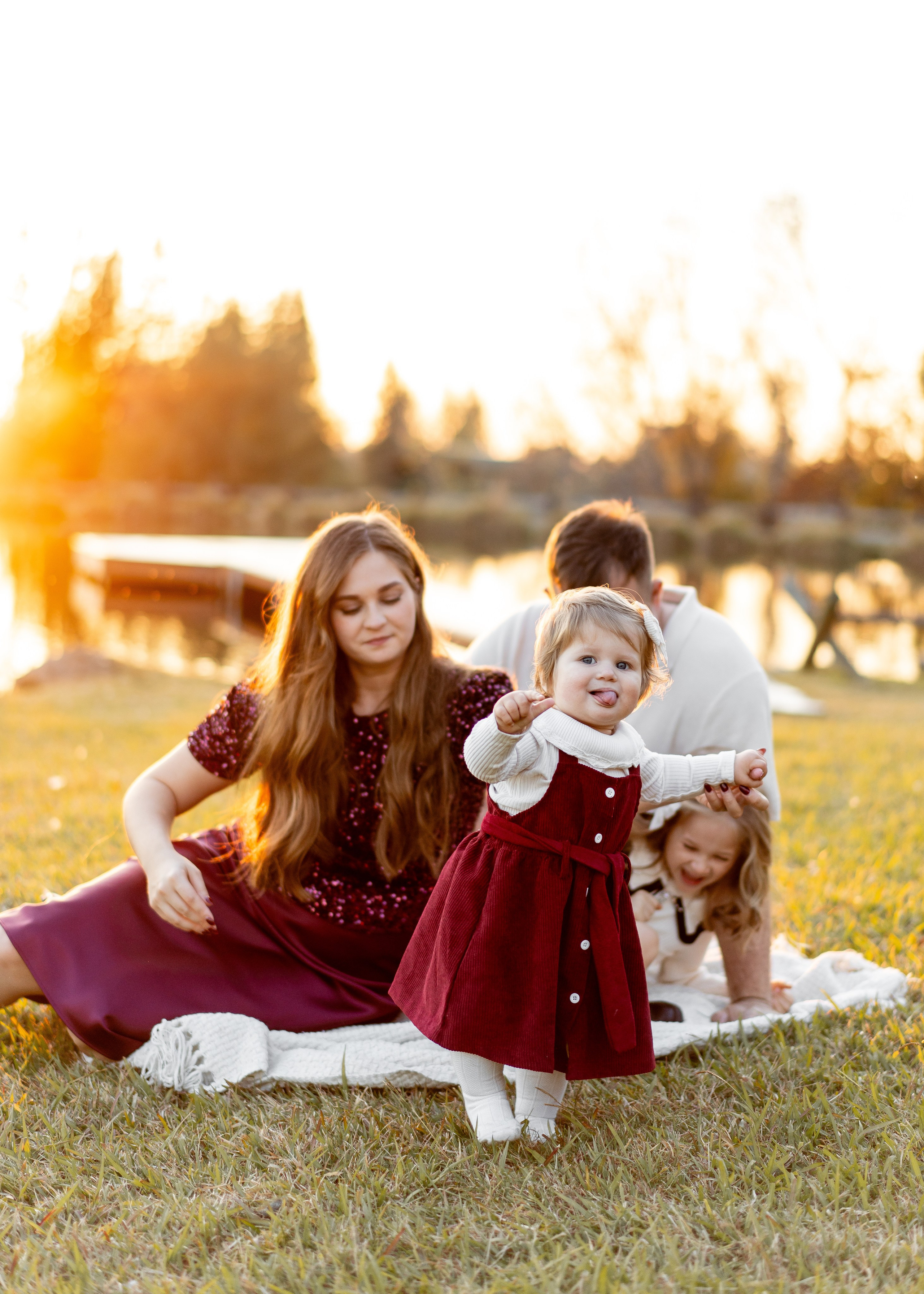 Klyushin family. Family photographer in Sacramento | Sofia Pavenko