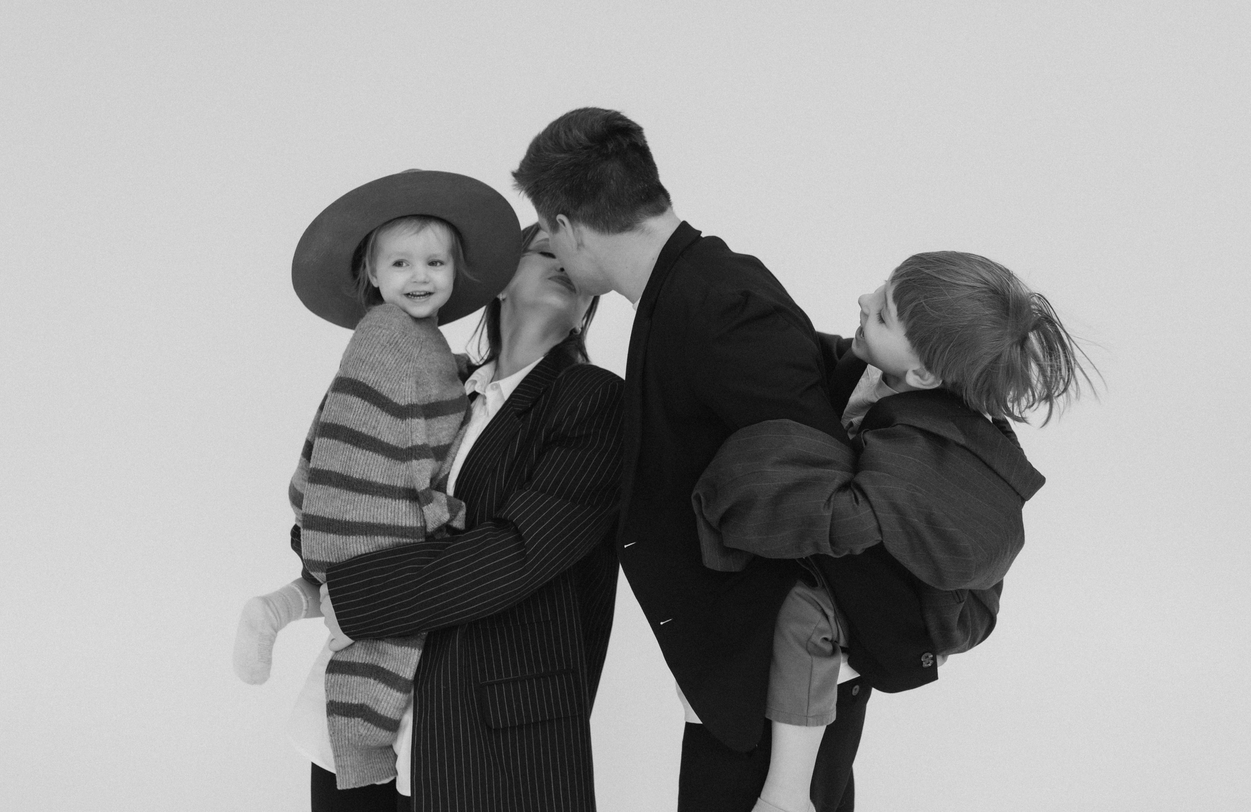 Linksma šeimos fotosesija | STUDIO. Vestuvių ir šeimų fotografė Lena Bondarenko / belove photo